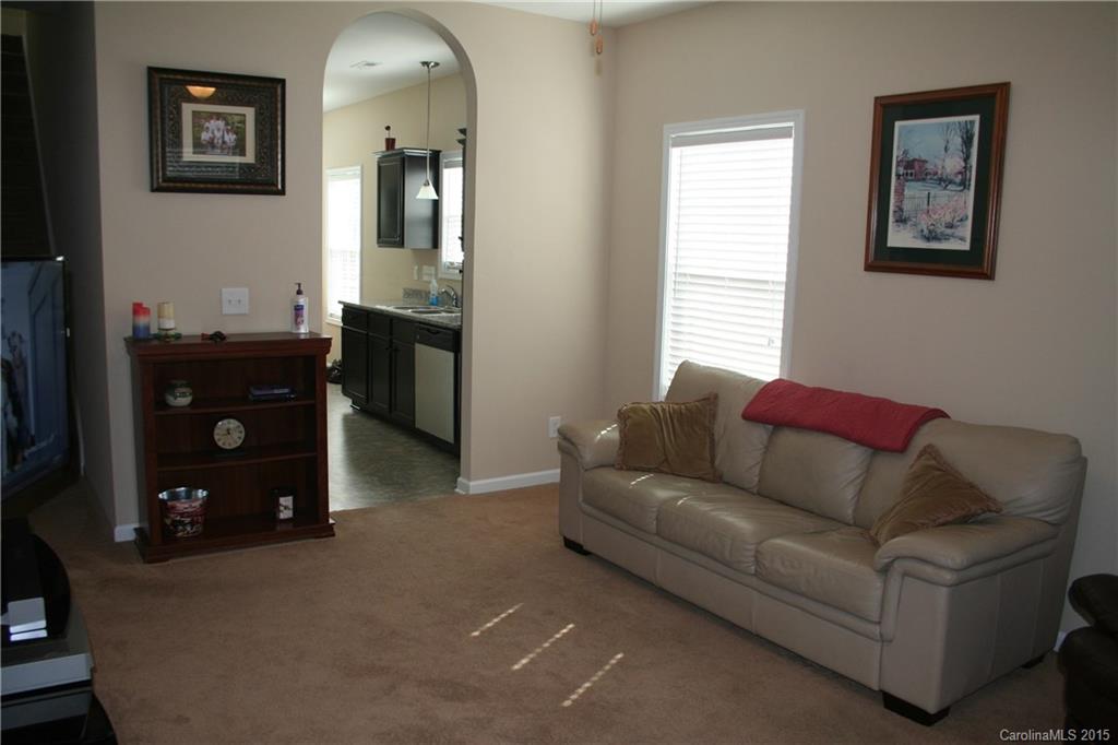 Makayla at Huntington - Residential