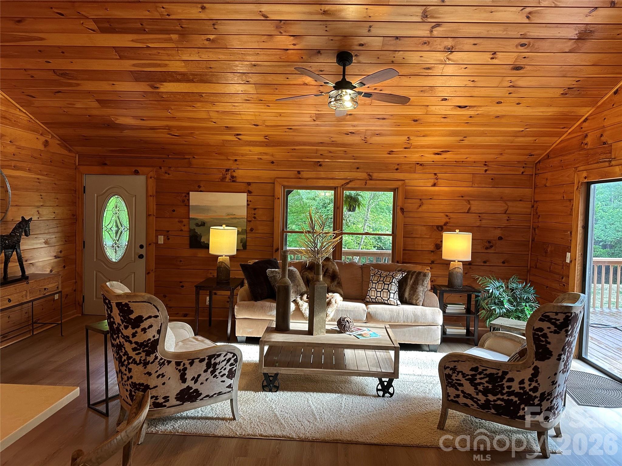 443 Cascades Parkway