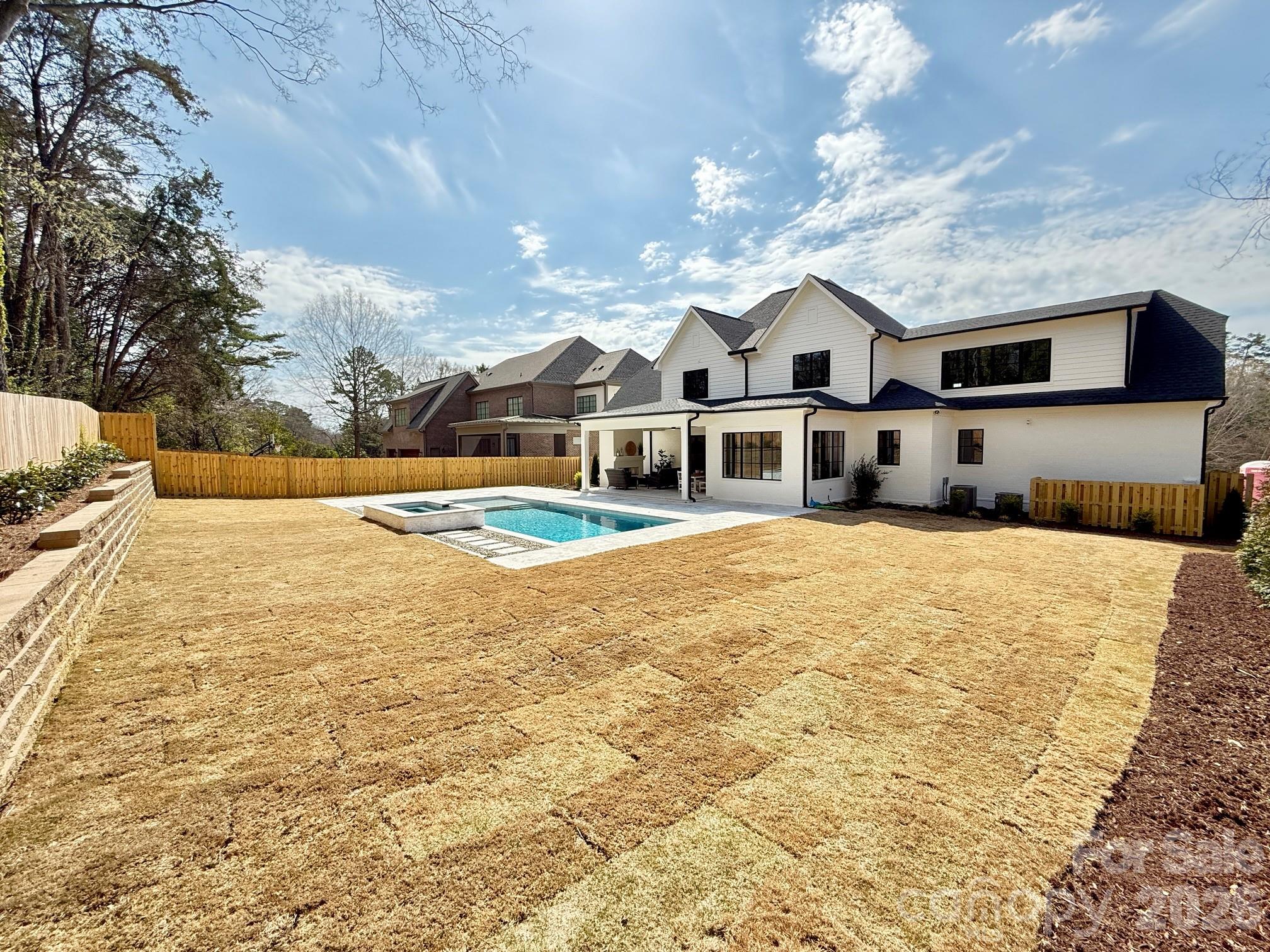 Mammoth Oaks - Residential