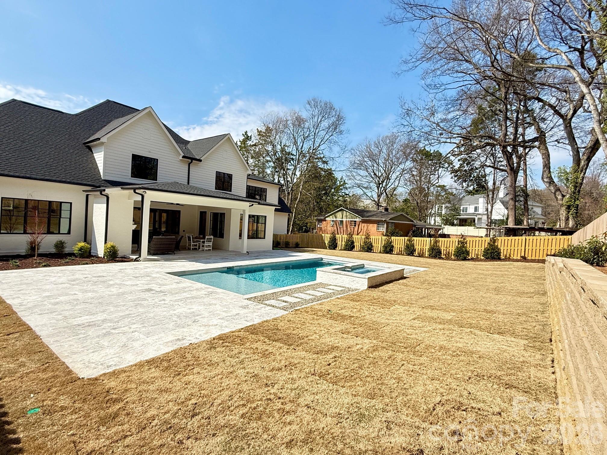 Mammoth Oaks - Residential