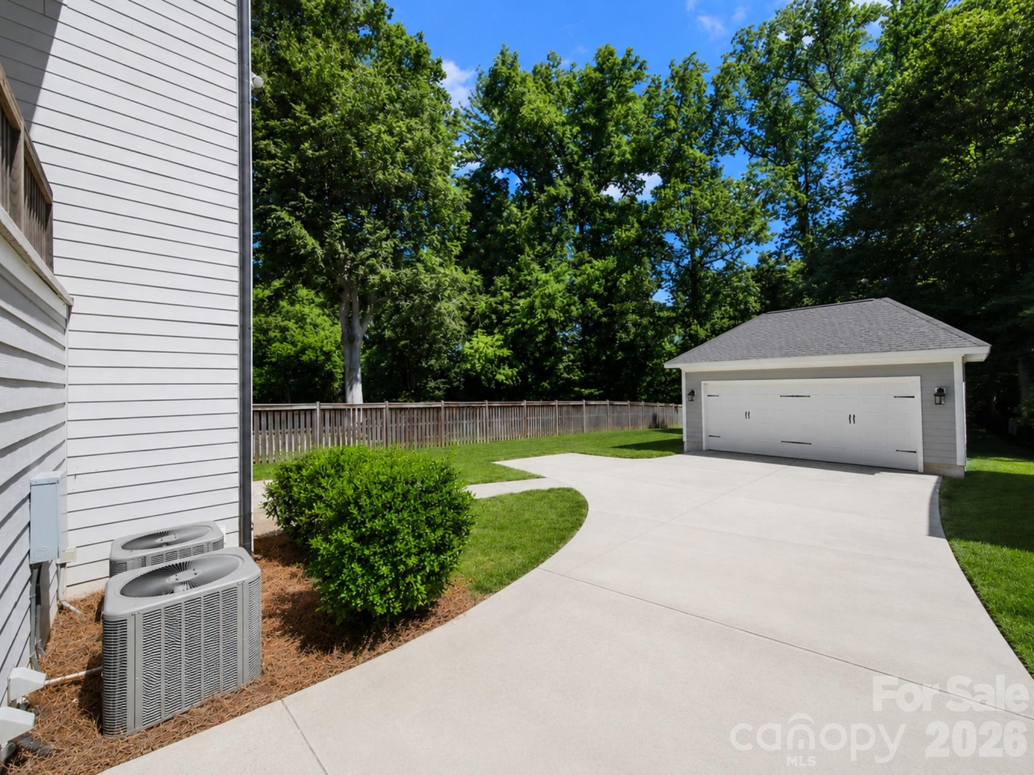 Commonwealth Park - Residential