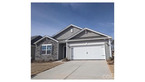 1421 6th Street NE Hickory NC 28601