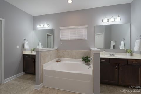 A home in Lake Wylie