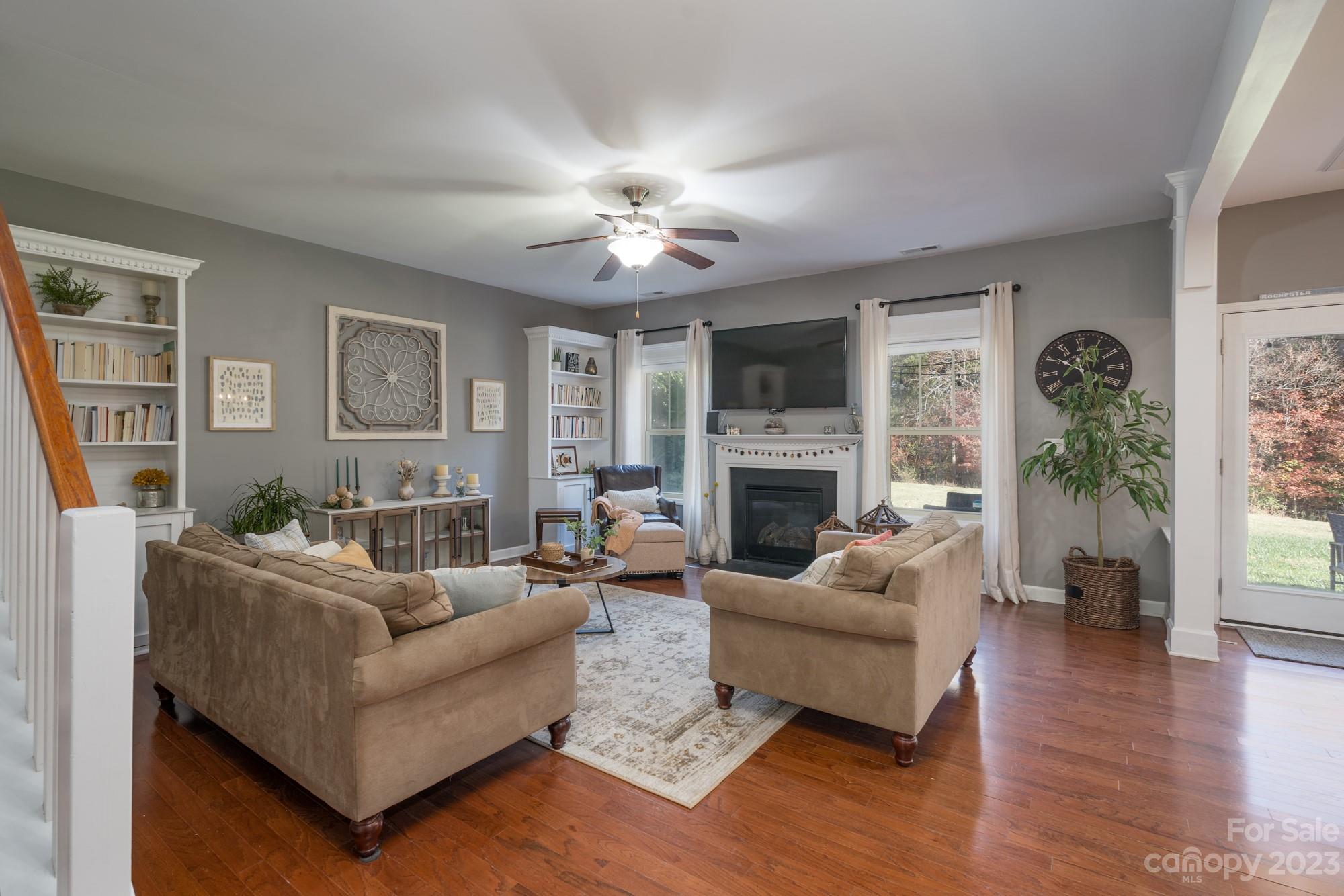 Lake Forest - Residential