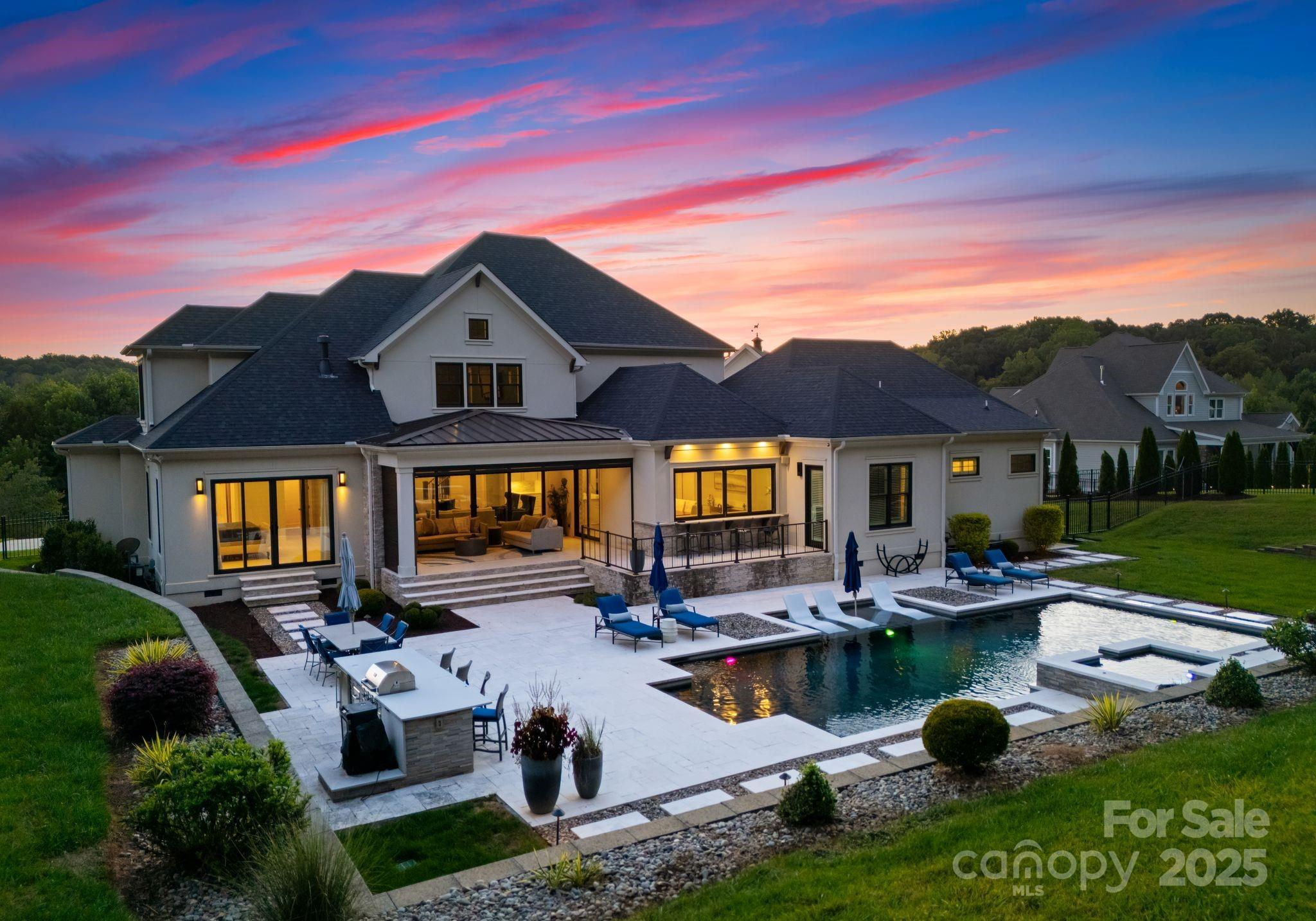 788 Pinnacle Drive