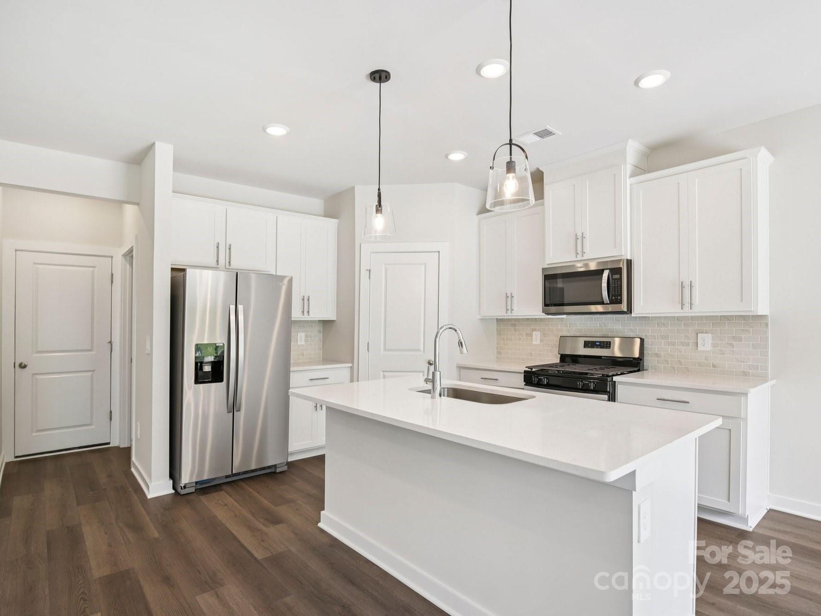 119 Pantego Place