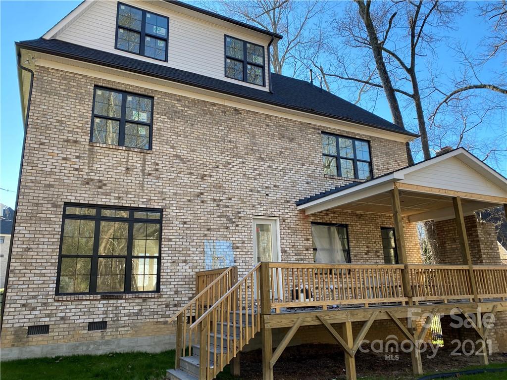 Alexander crest - Residential