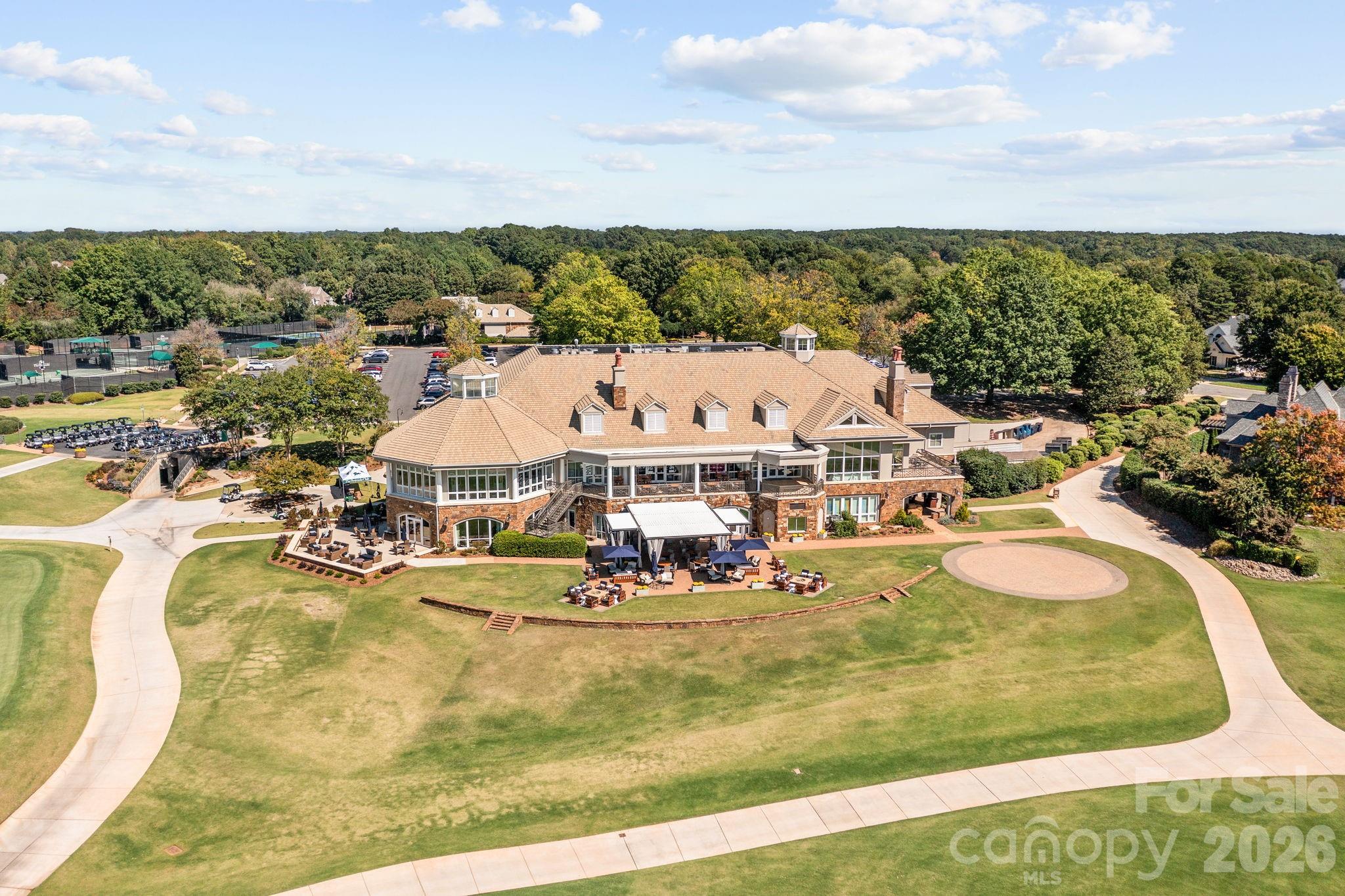 The Peninsula - Residential