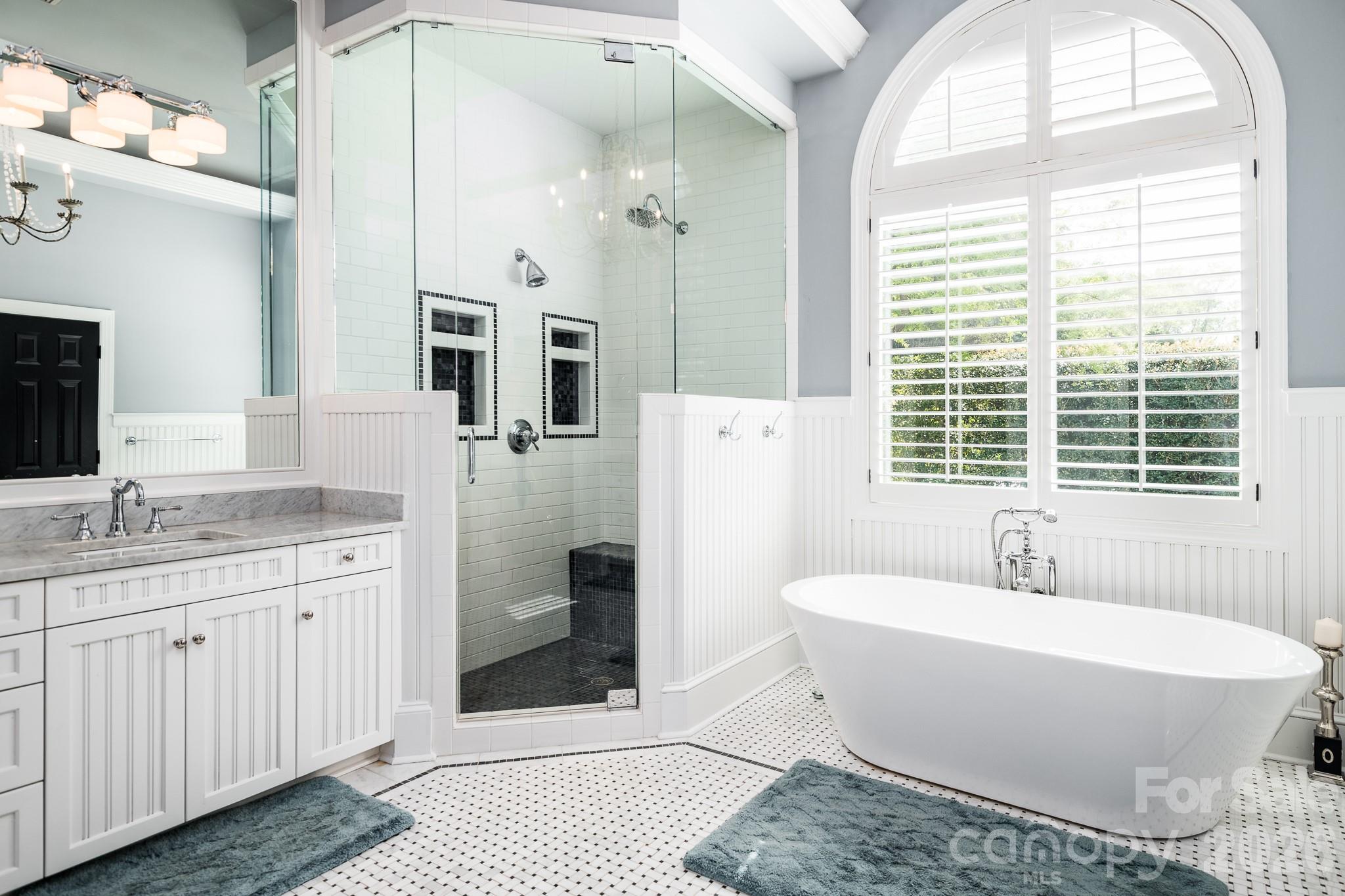 The Peninsula - Residential