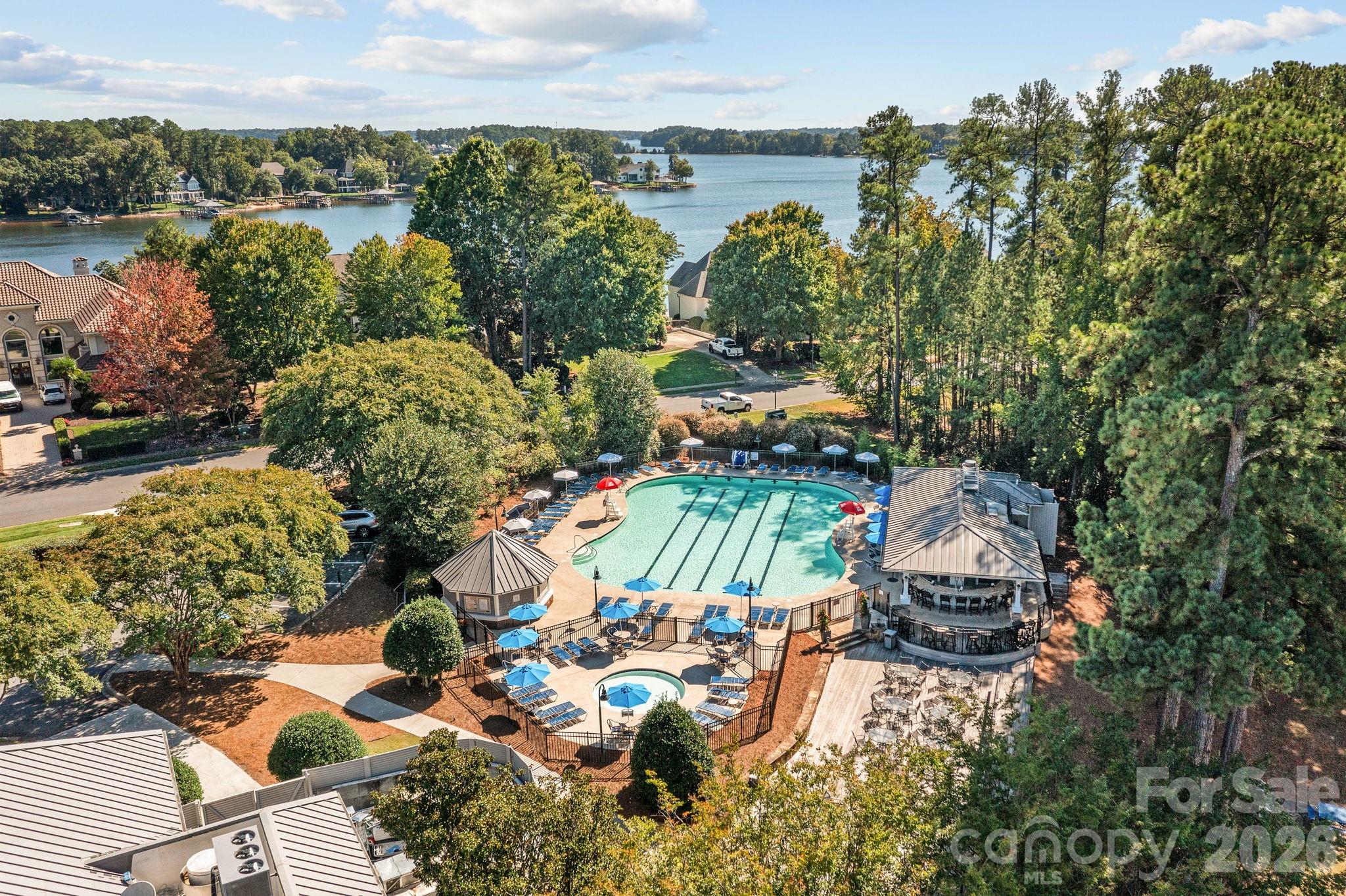 The Peninsula - Residential