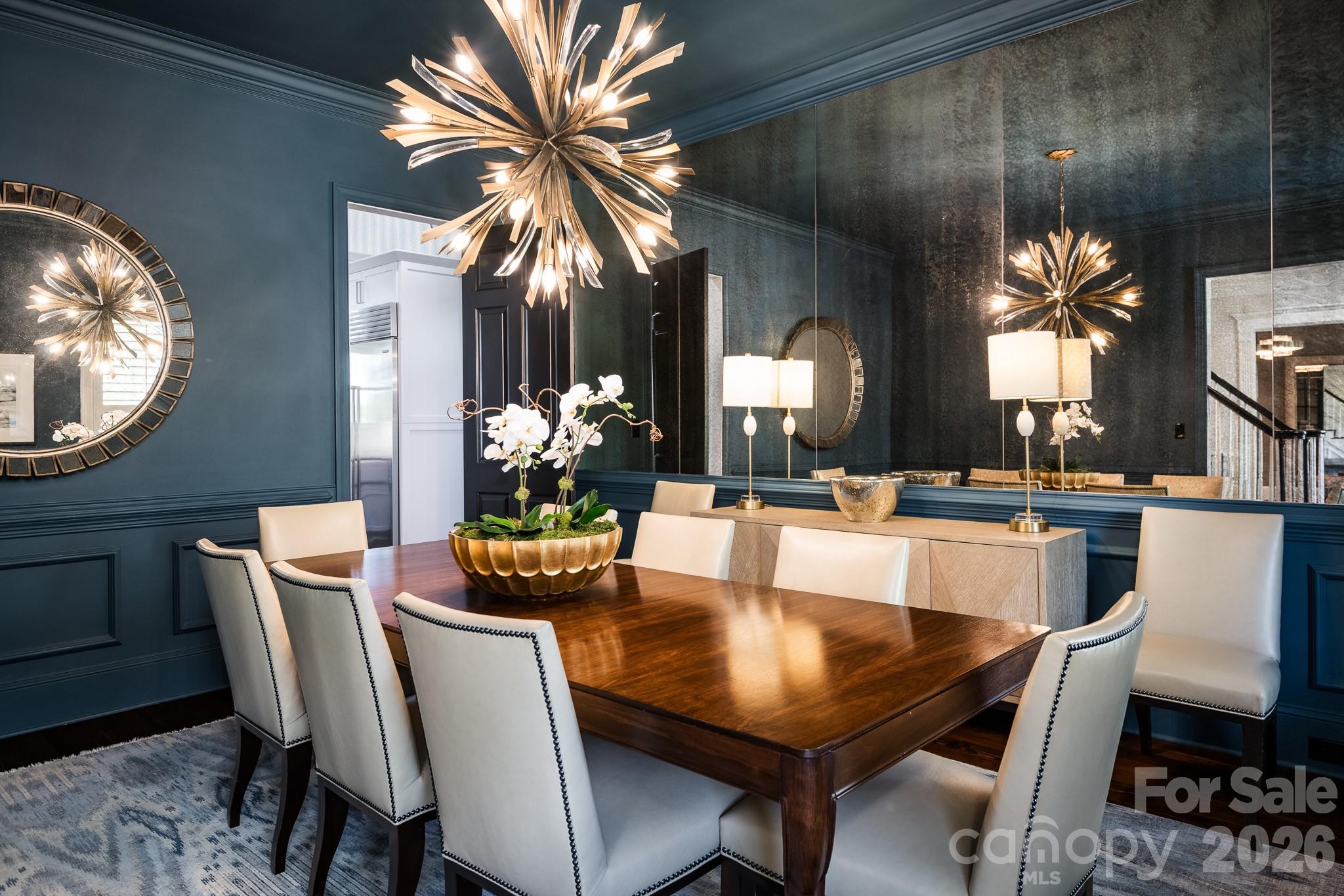 The Peninsula - Residential