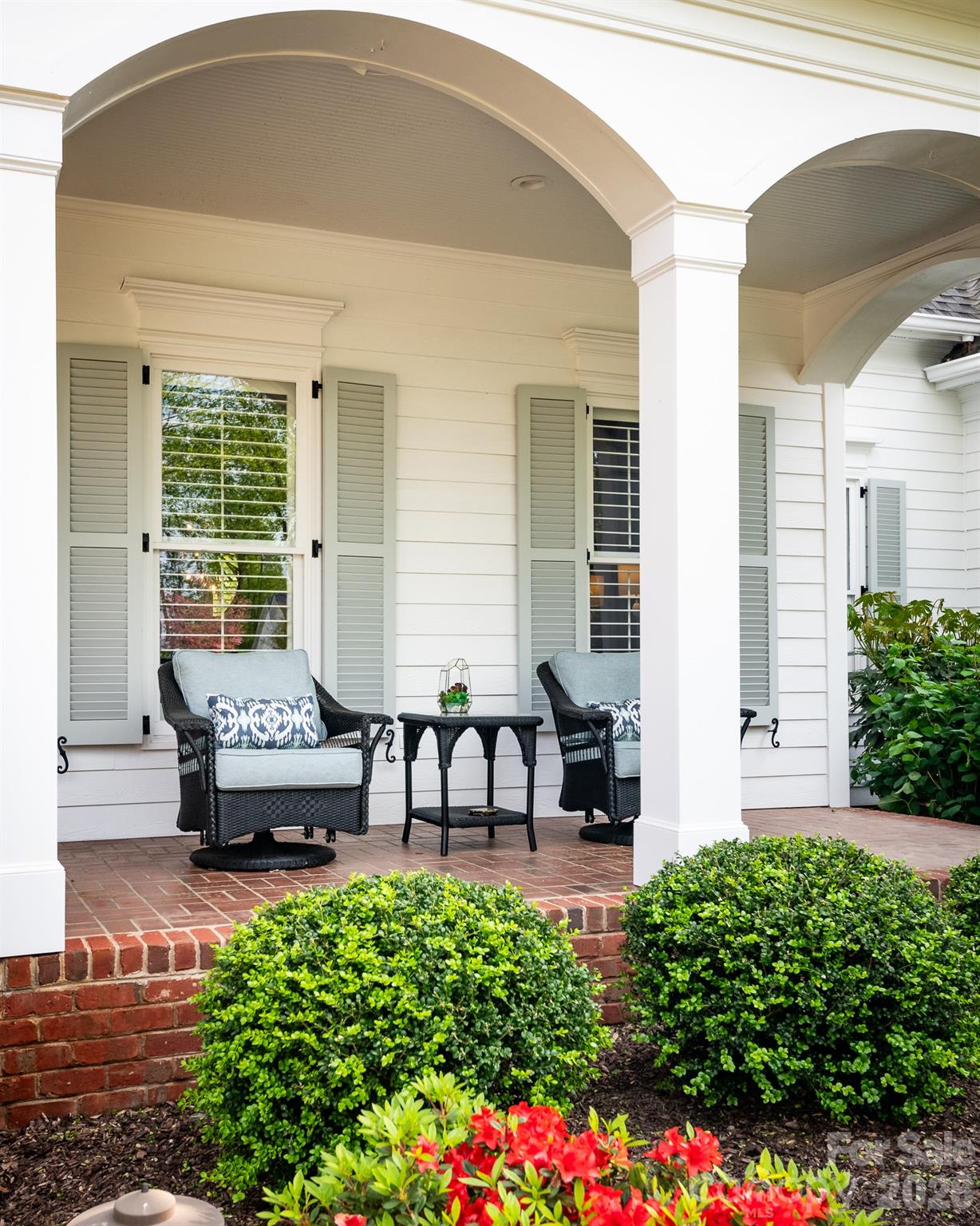 The Peninsula - Residential