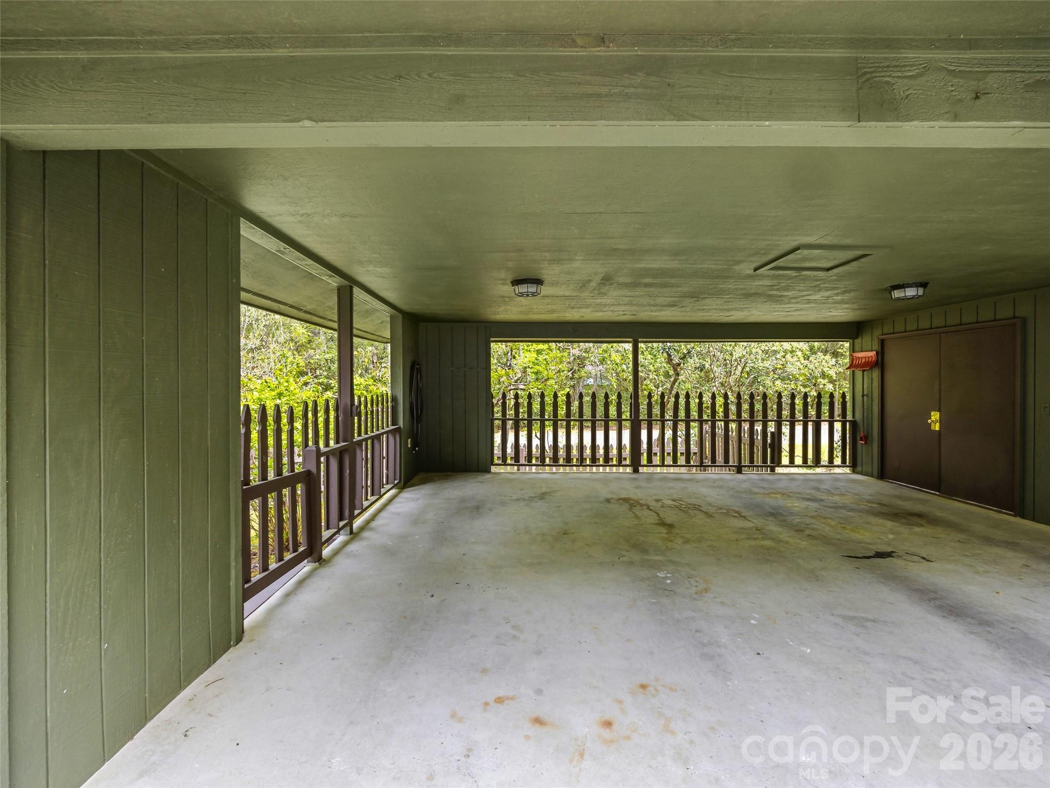 Sherwood Forest - Residential