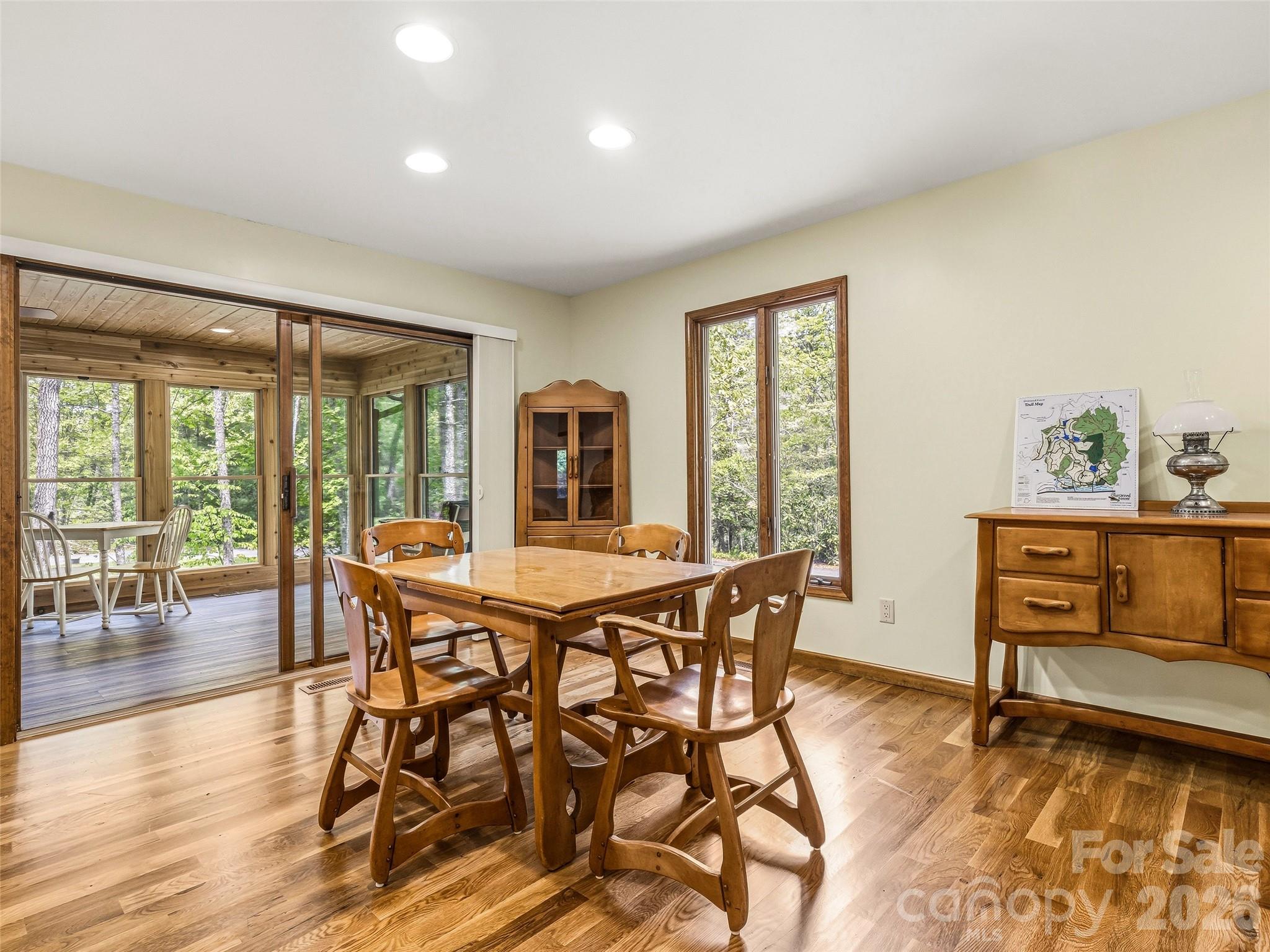 Sherwood Forest - Residential