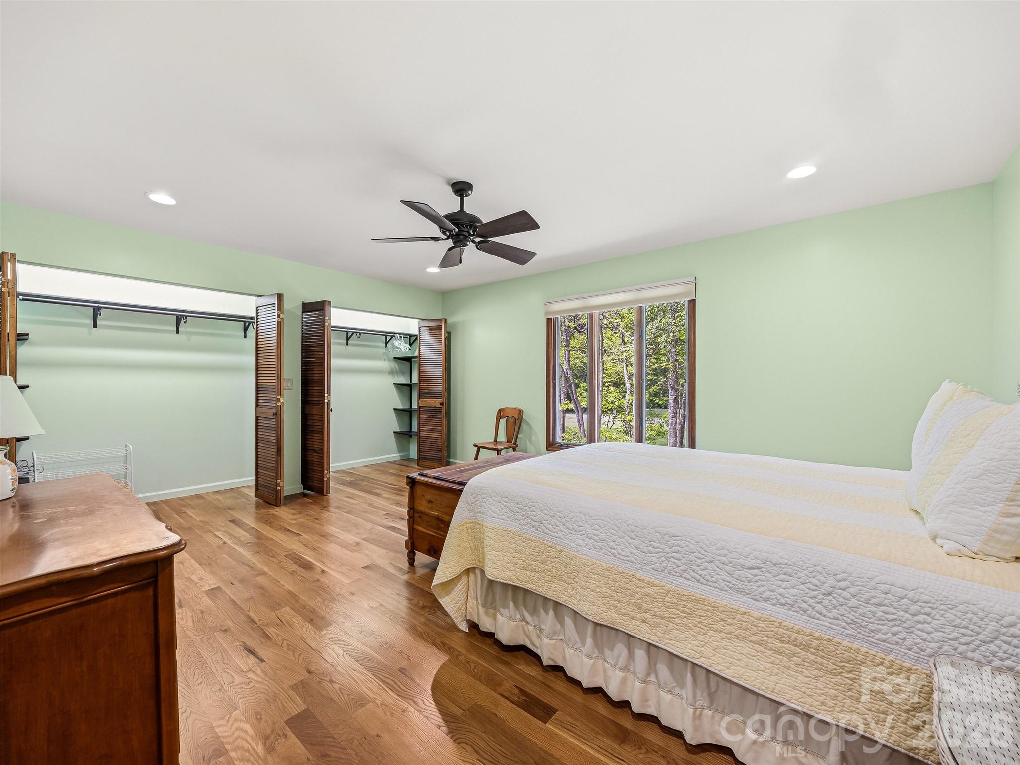 Sherwood Forest - Residential
