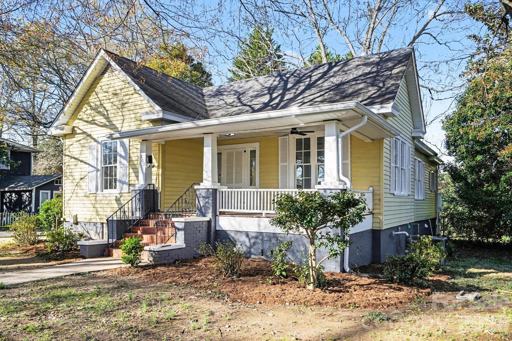 201 N Crawford Street