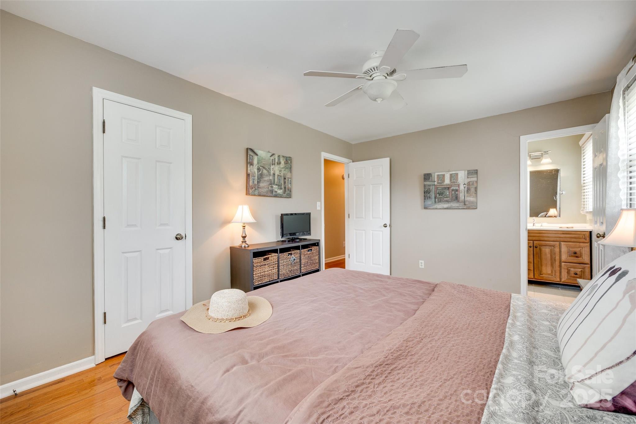 Laurel Woods - Residential