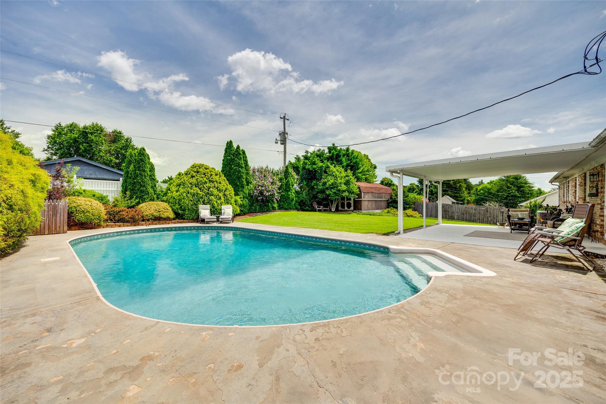 Laurel Woods - Residential