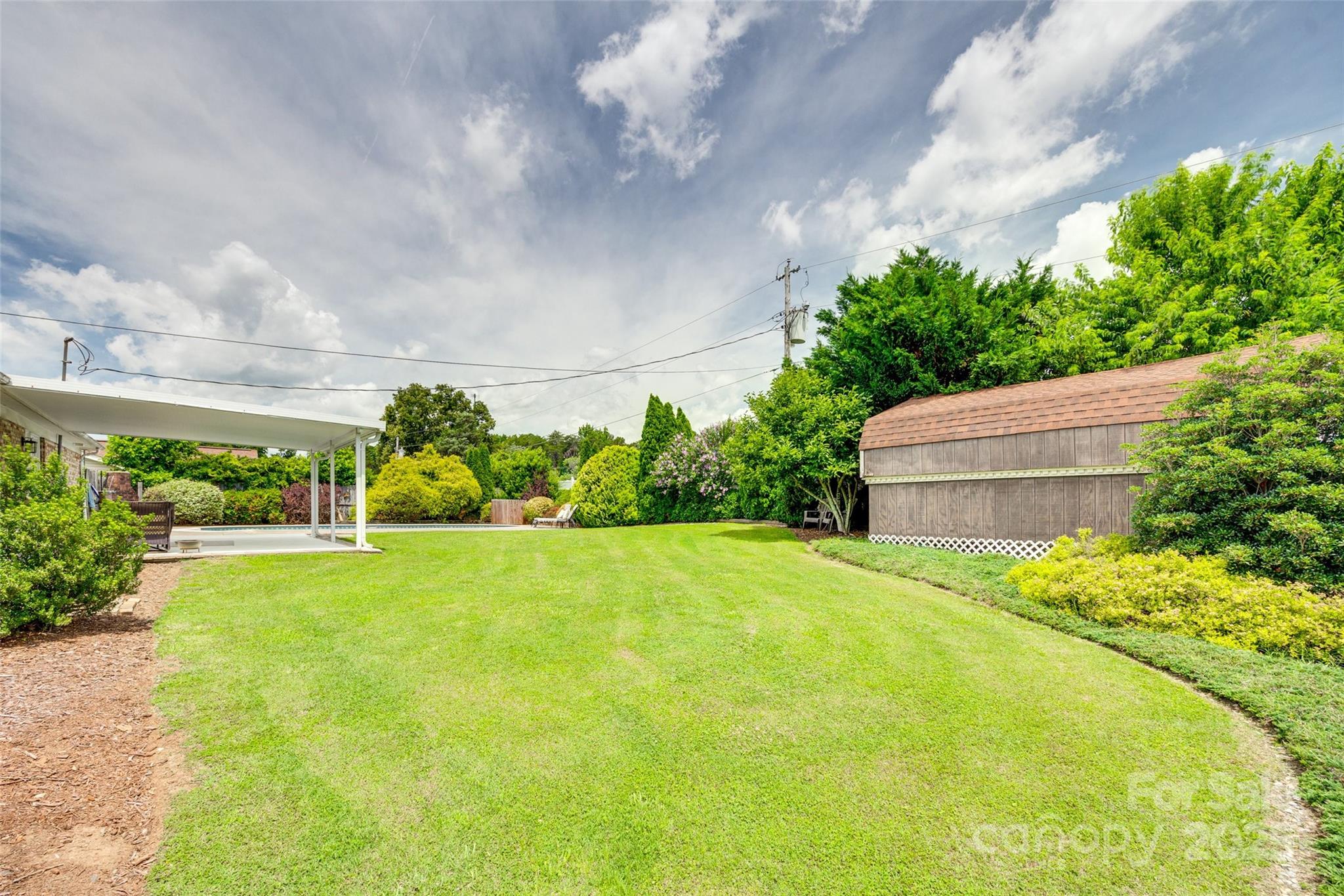 Laurel Woods - Residential