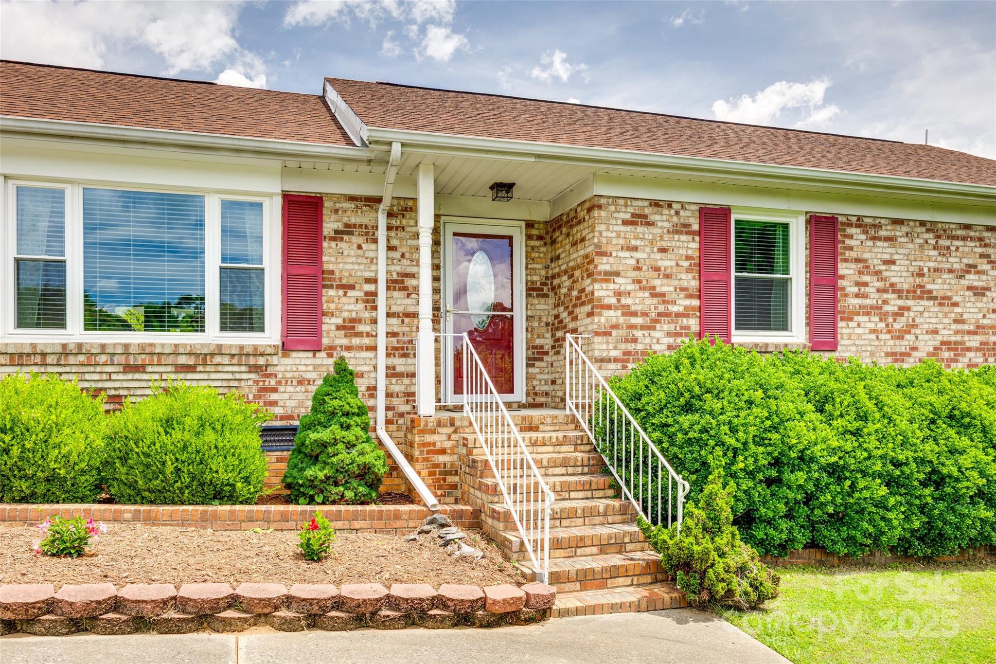 Laurel Woods - Residential