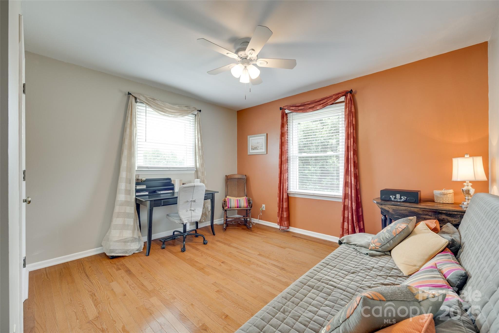 Laurel Woods - Residential