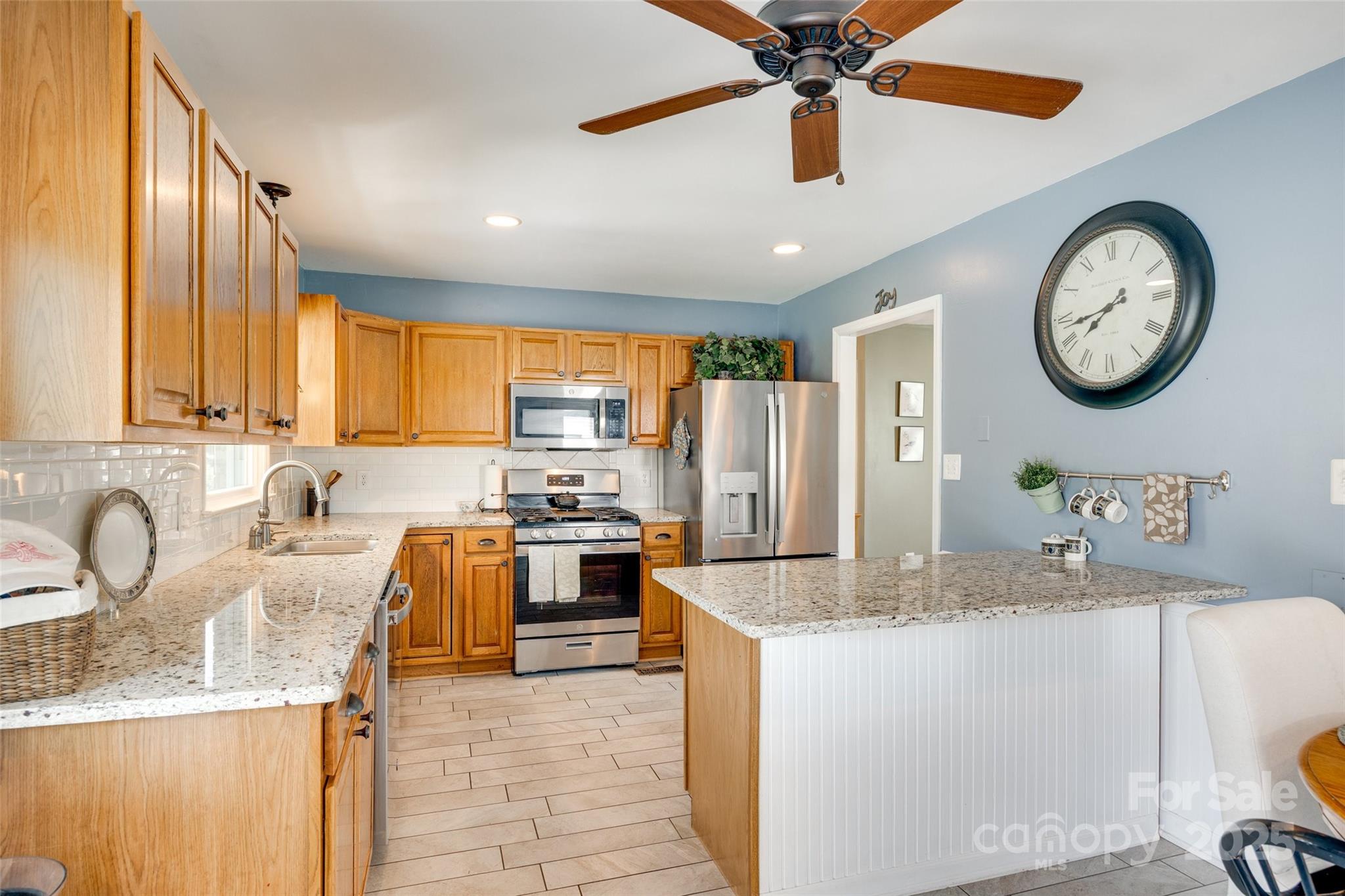 Laurel Woods - Residential