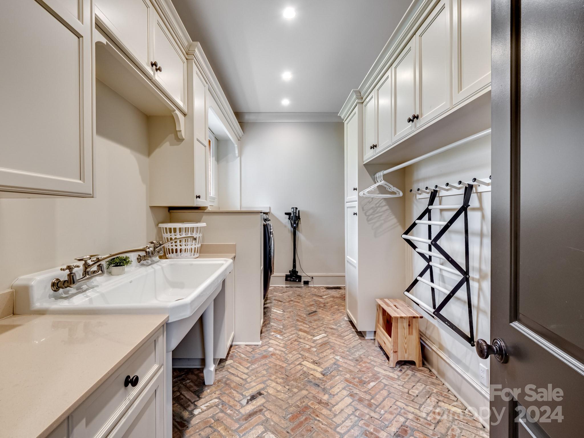 Arbor Oaks - Residential