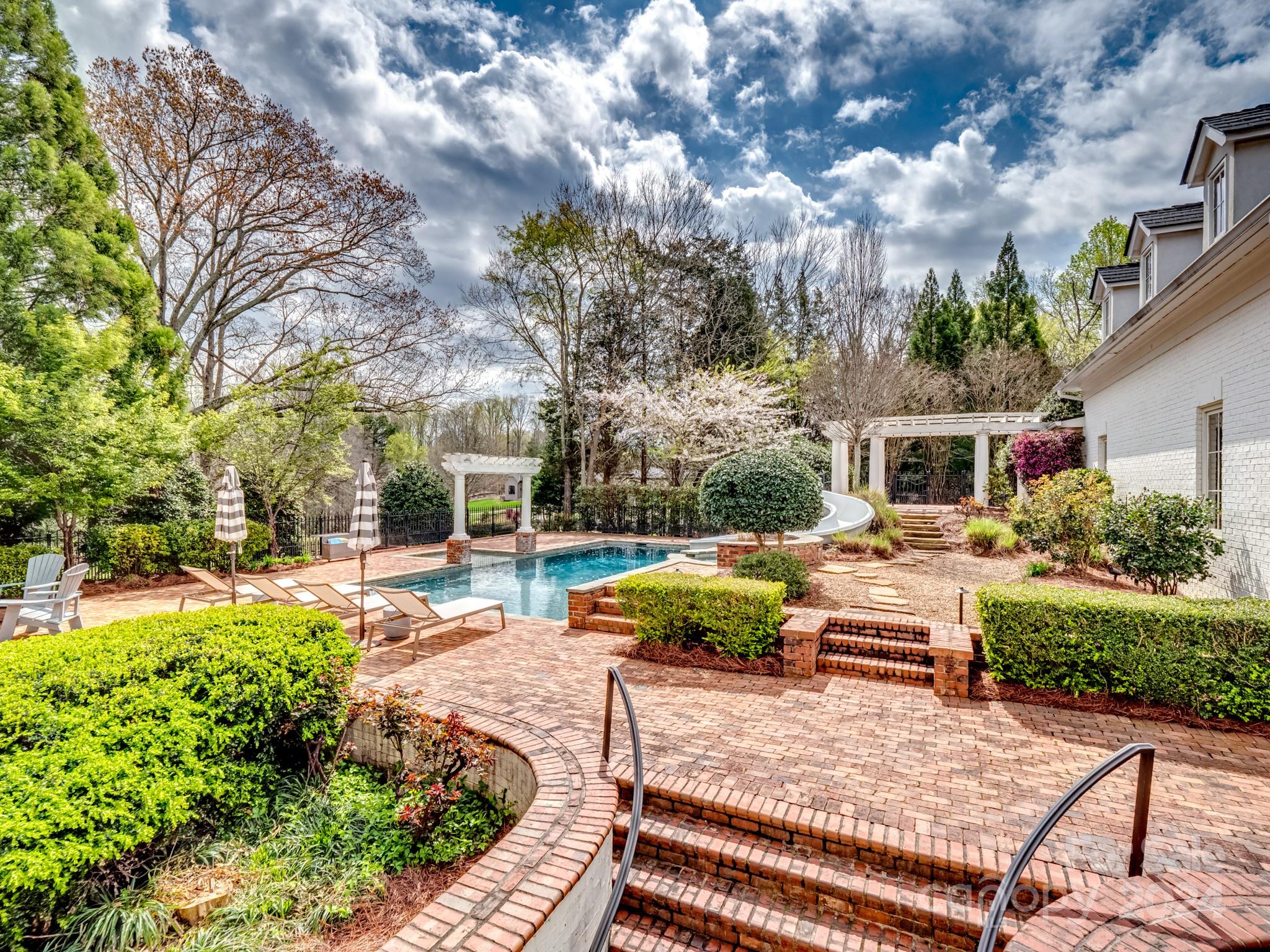 Arbor Oaks - Residential