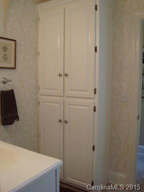 Royal Oaks - Residential Lease