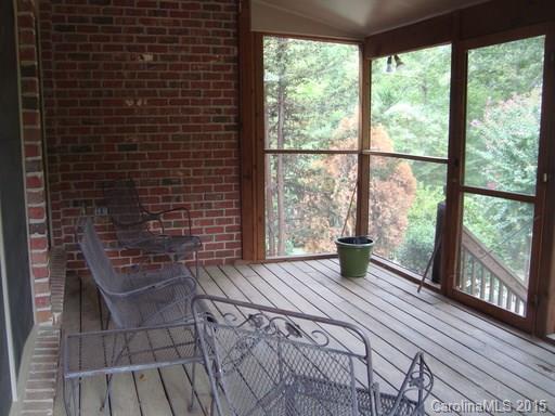 Royal Oaks - Residential Lease