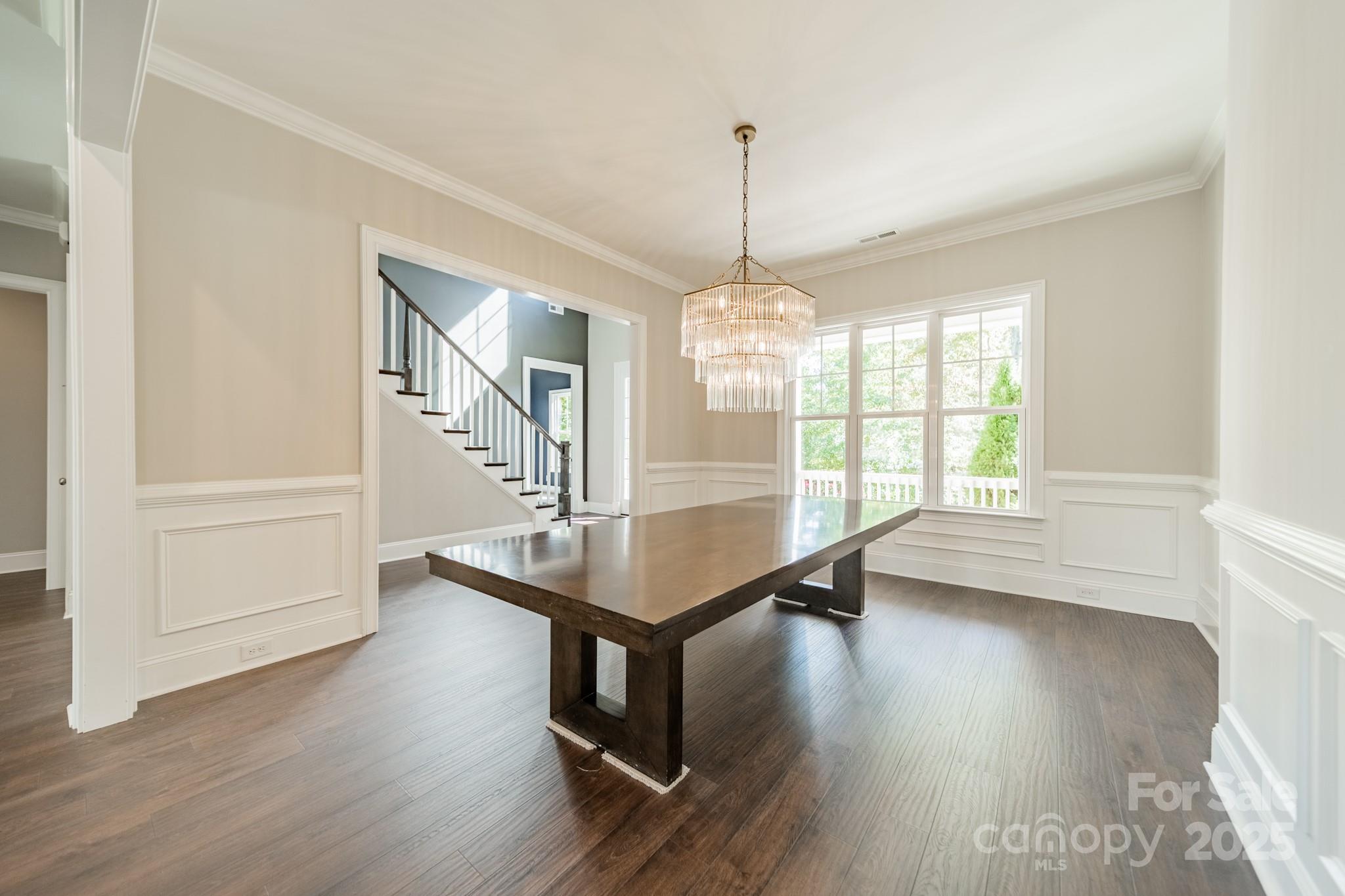 208 South Shore Drive