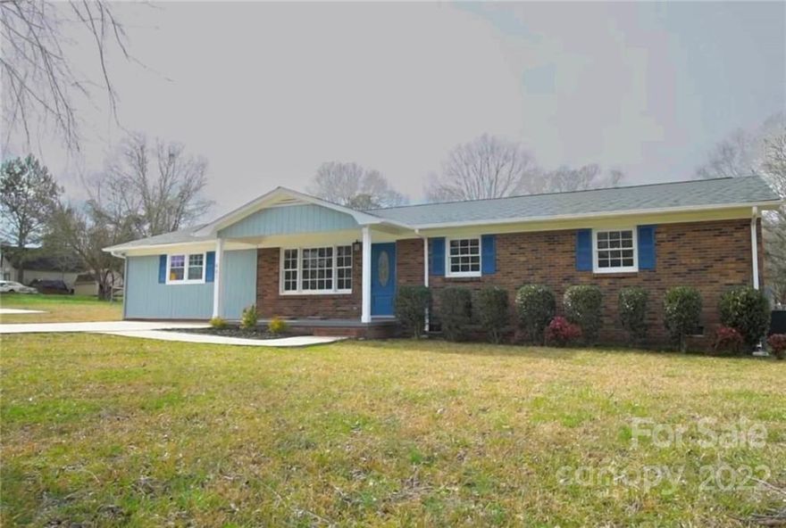 Updated ranch with three bedrooms and three full bathrooms located on a flat .69 acre corner lot in a quiet neighborhood. The home features a new roof, new HVAC, and water heater all installed within three years.  The kitchen boasts granite countertops, tile backsplash, and stainless steel appliances.