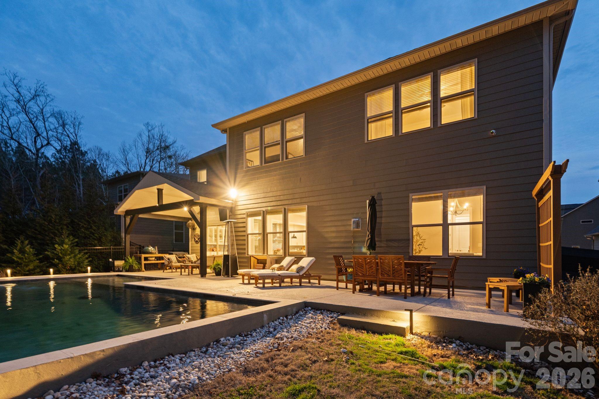 Queensbridge - Residential