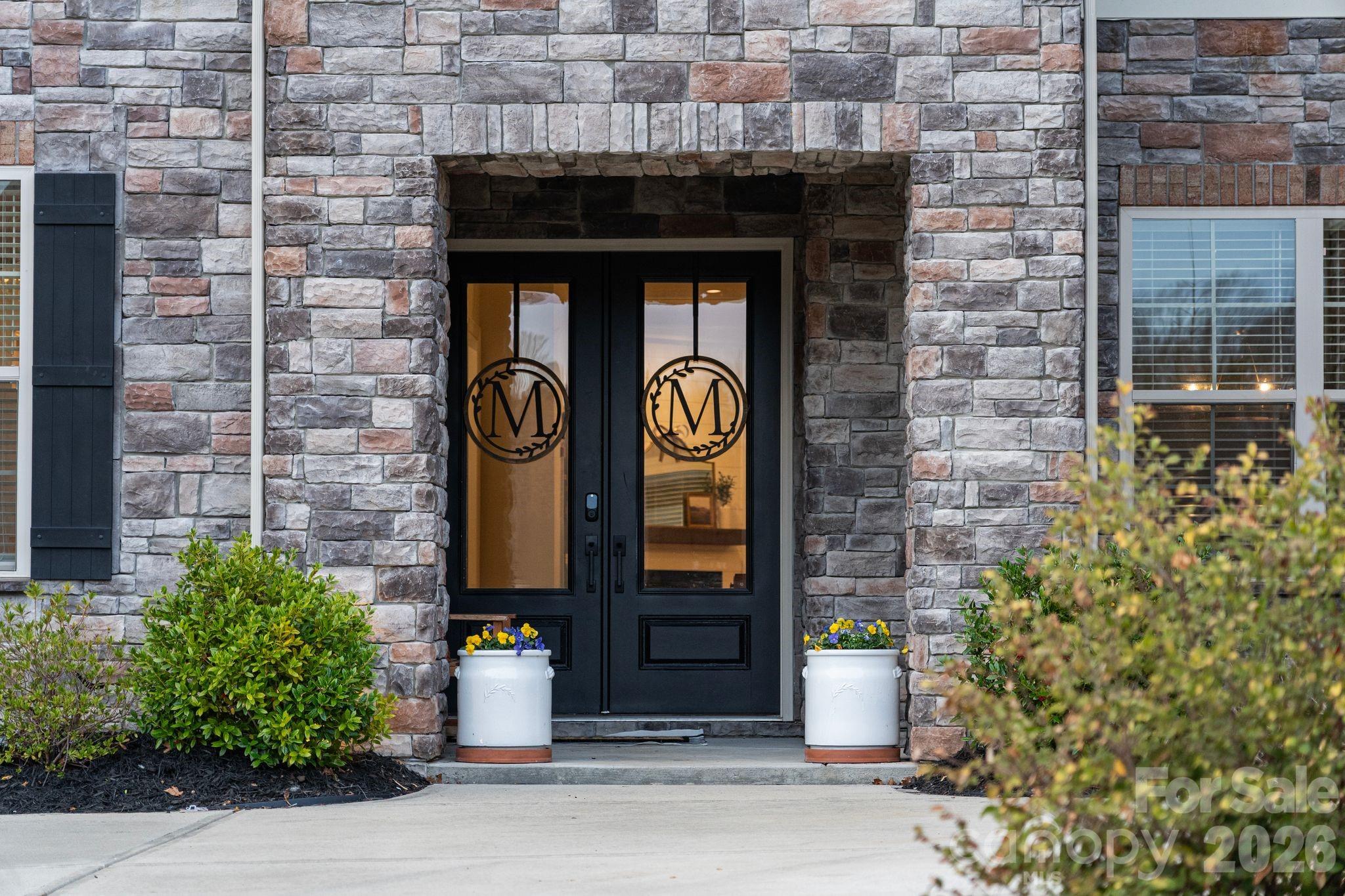 Queensbridge - Residential