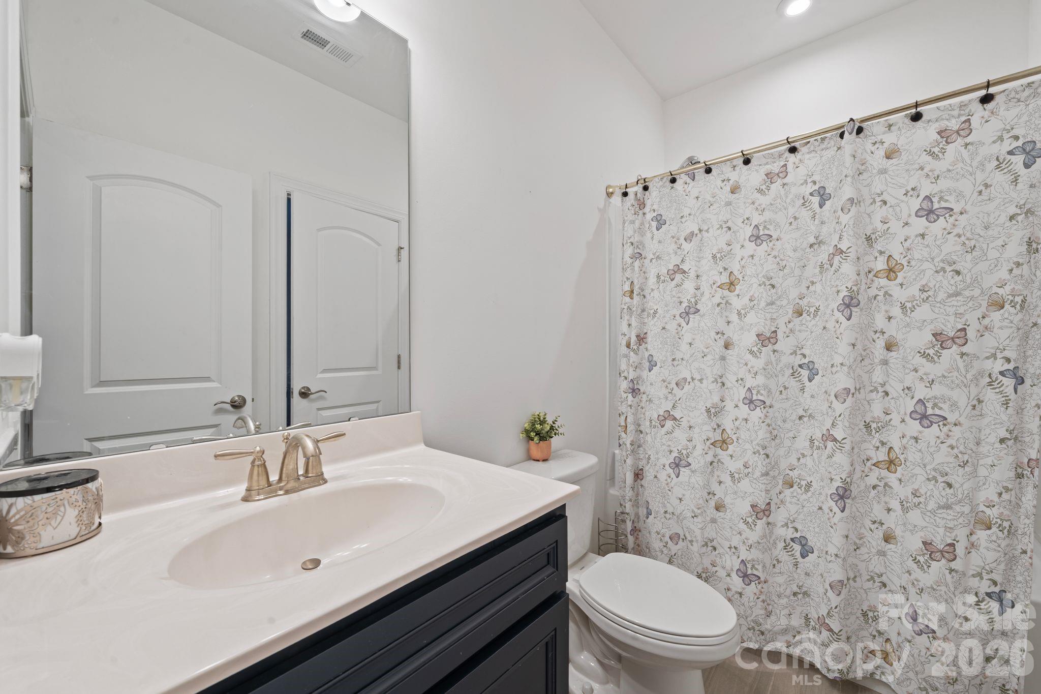 Queensbridge - Residential