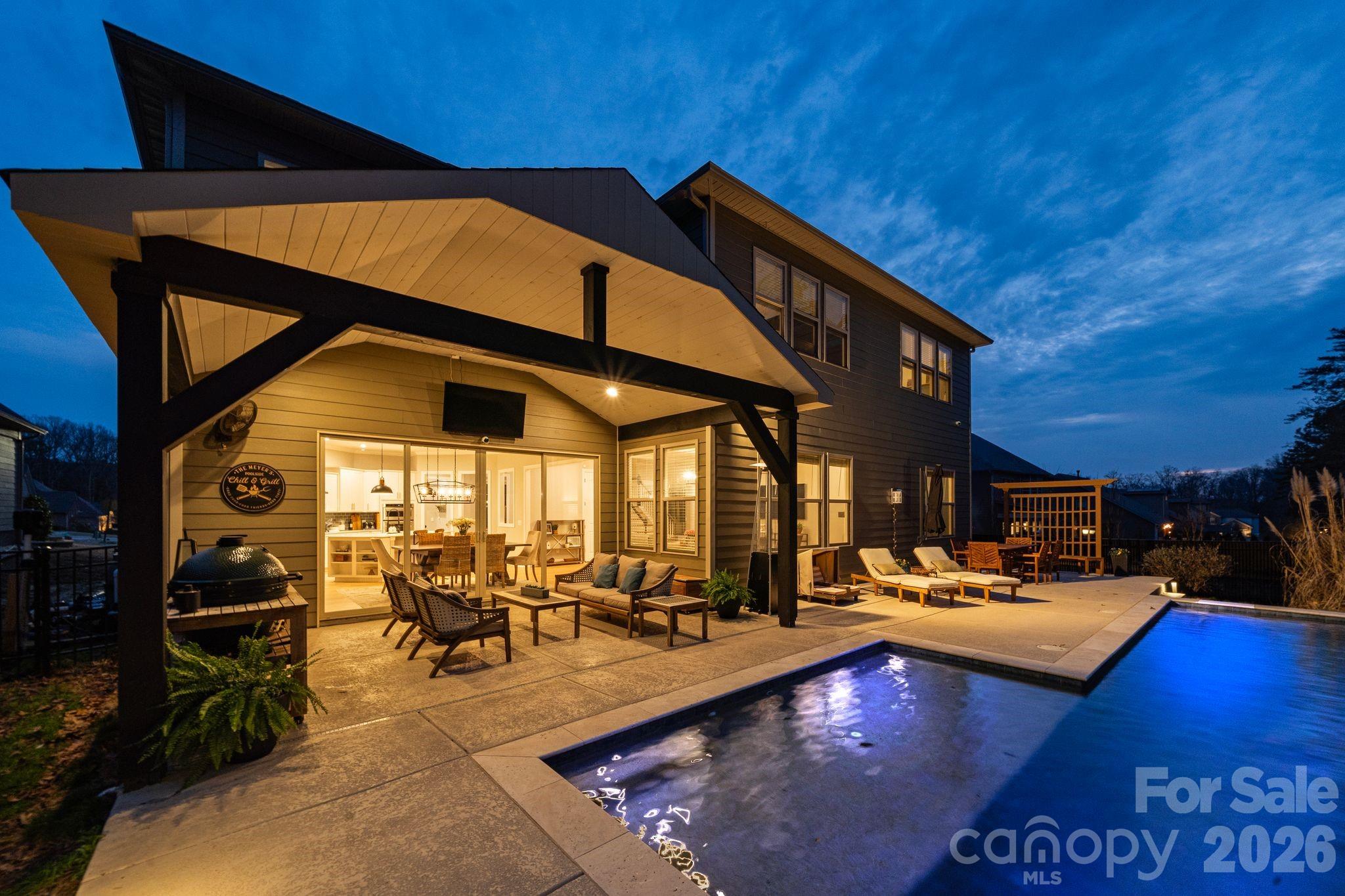 Queensbridge - Residential