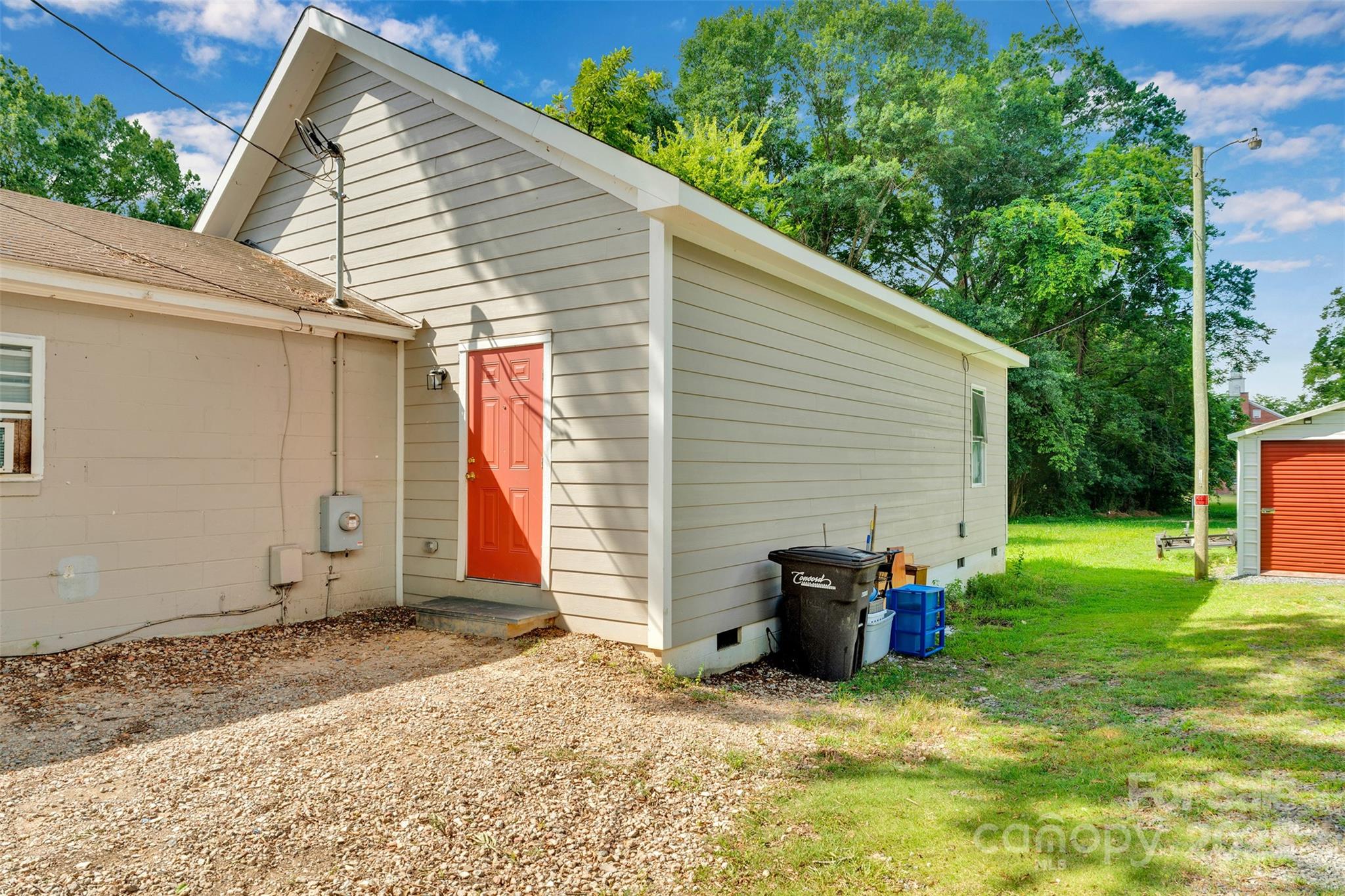 111 Crowell Drive NW