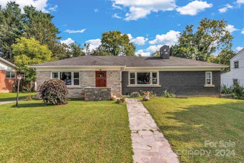 Photo for 814 5th Avenue W