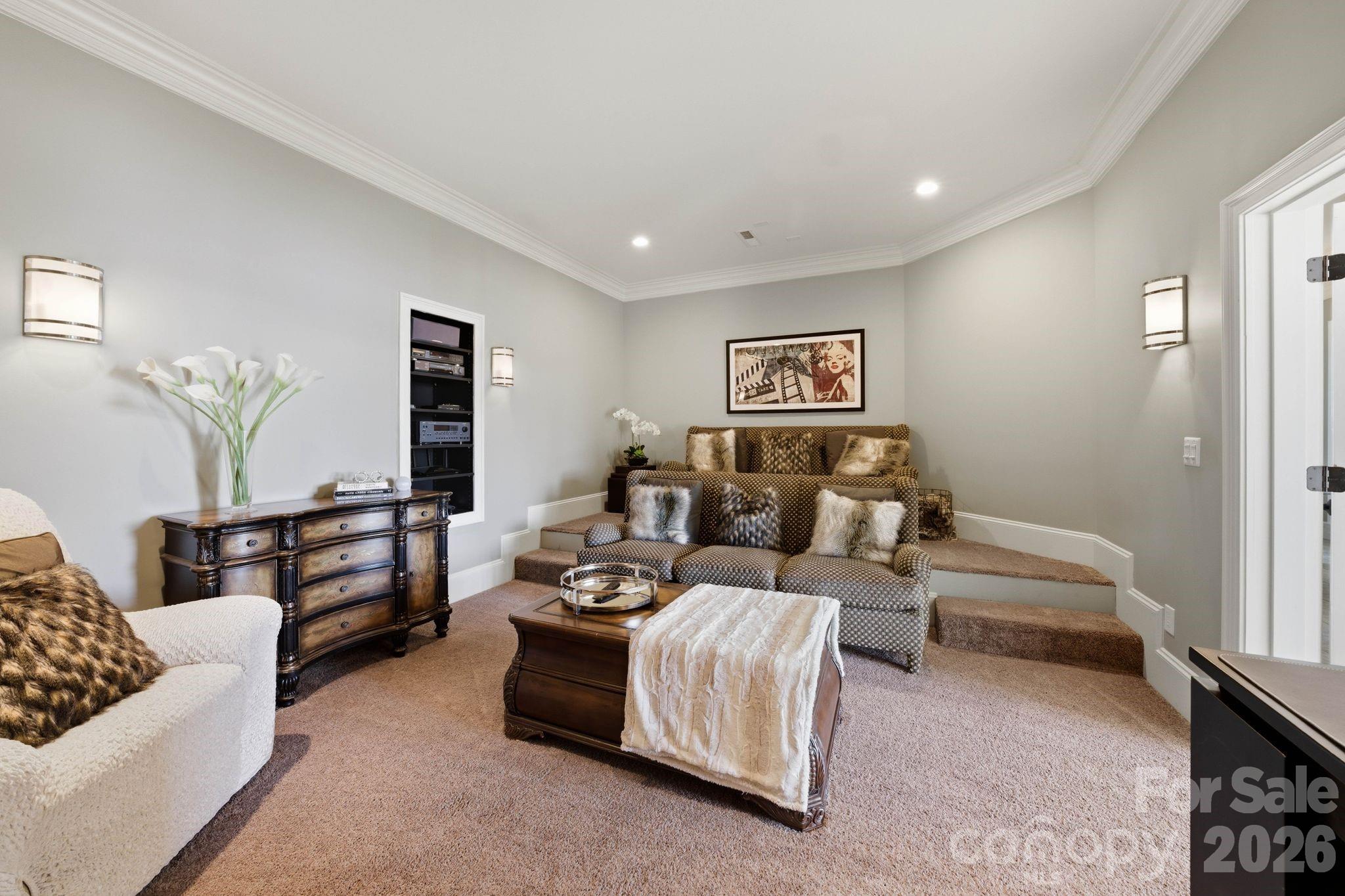 The Peninsula - Residential