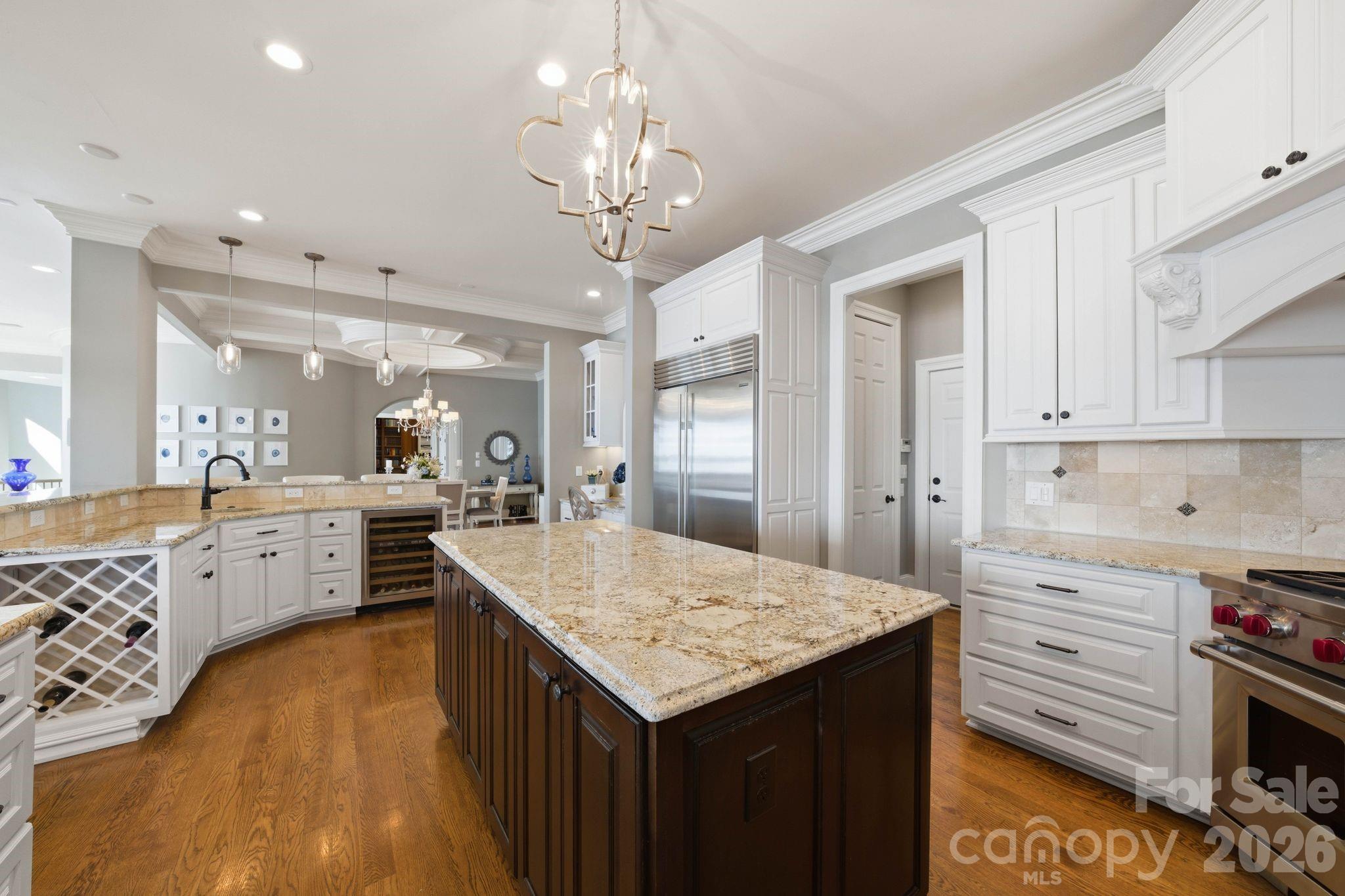 The Peninsula - Residential