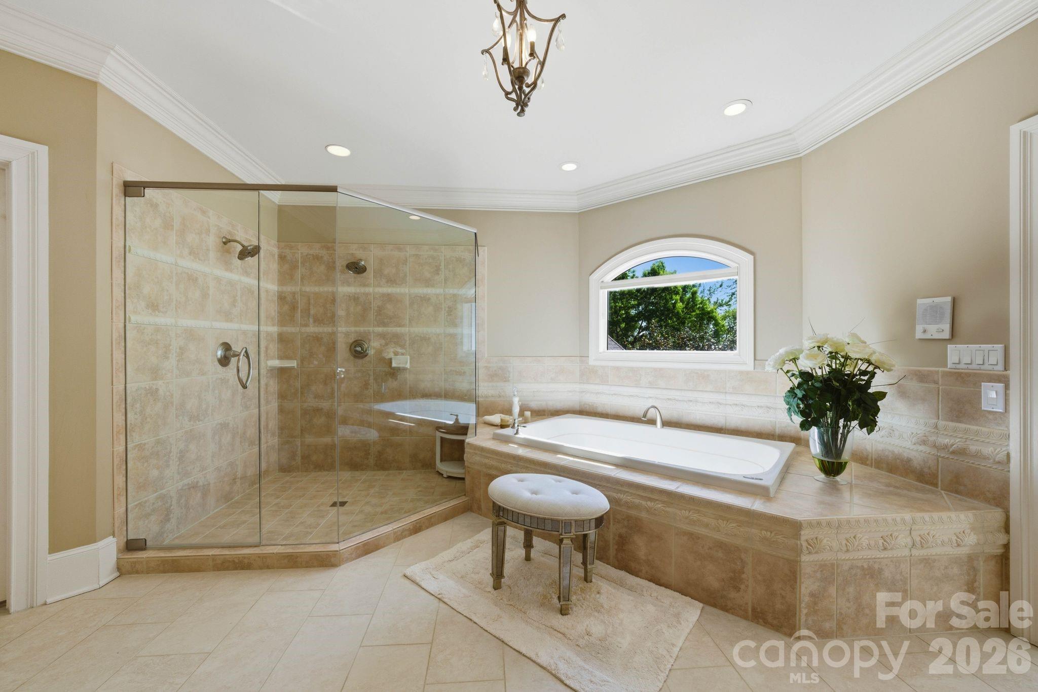 The Peninsula - Residential