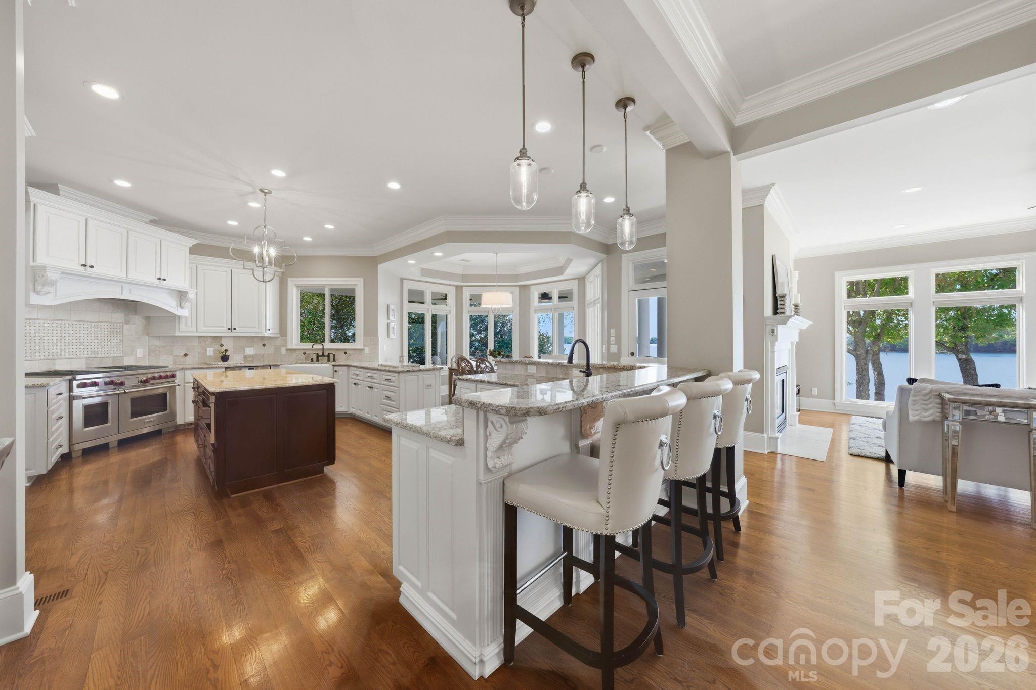 The Peninsula - Residential