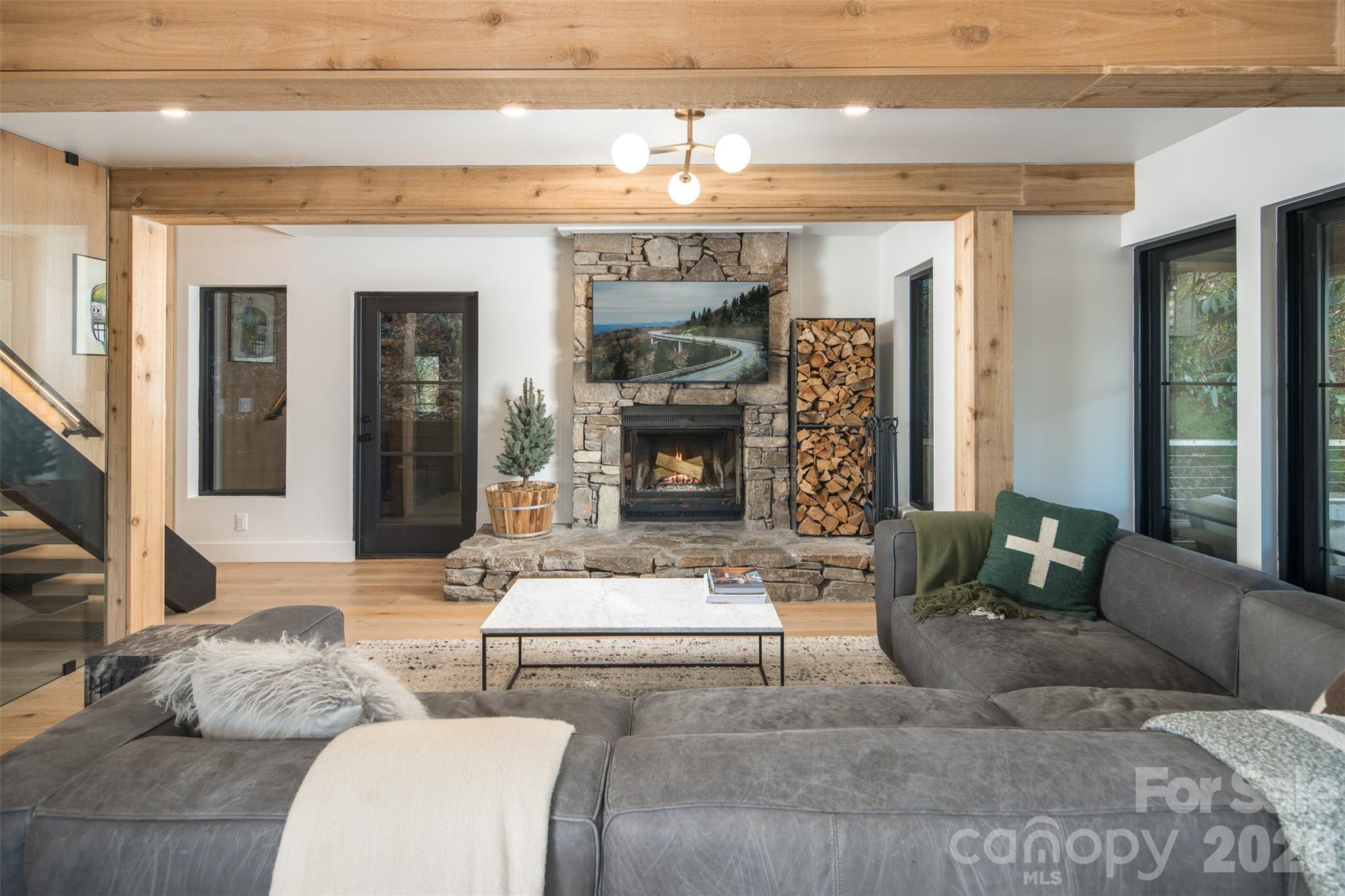 206 Tsisdvna Lane 57/26