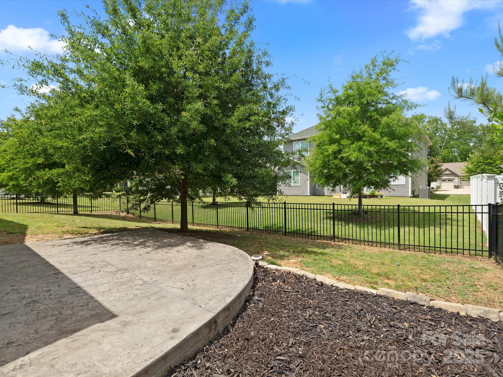 Kings Grove - Residential