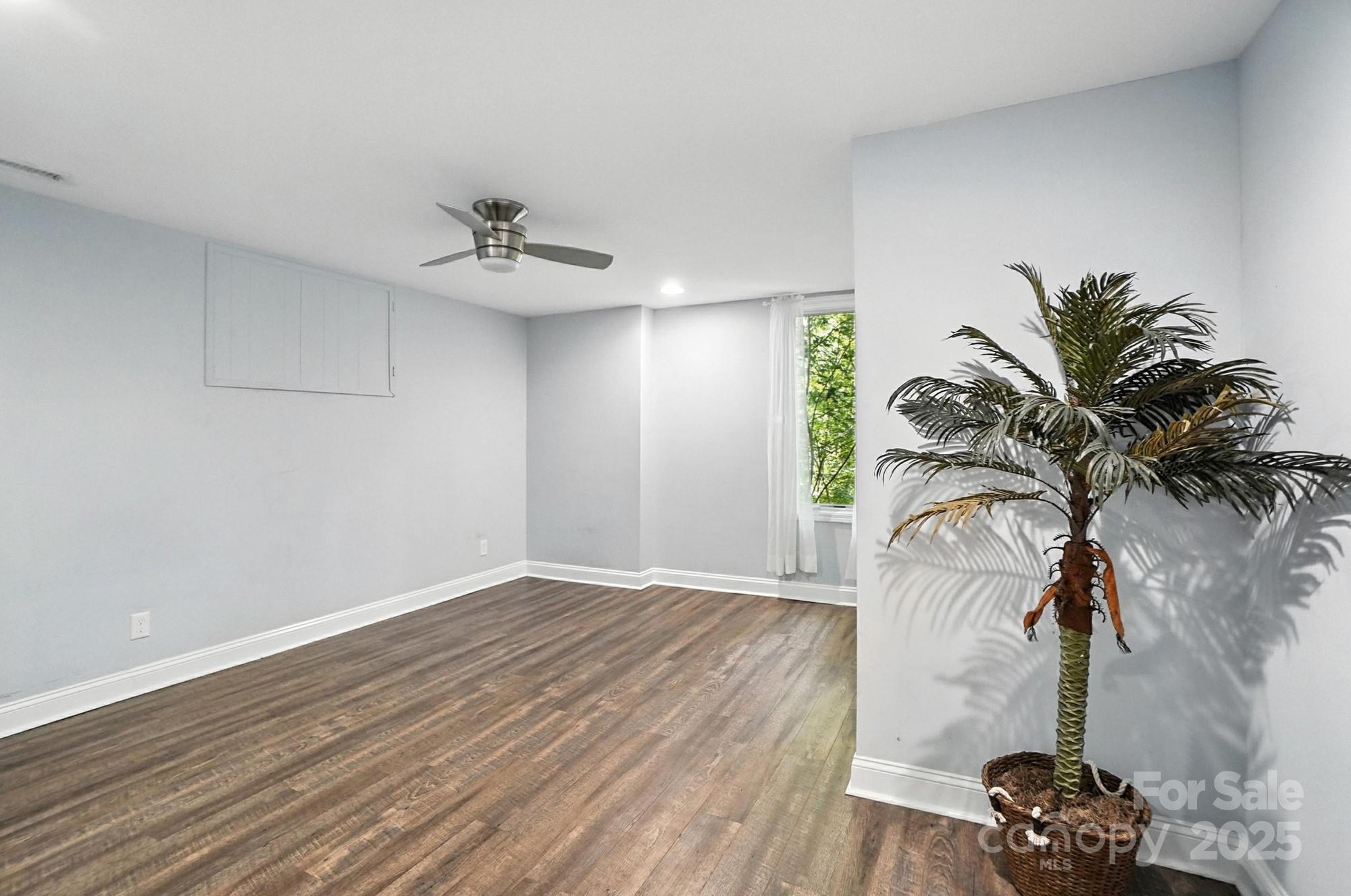 Tega Cay - Residential