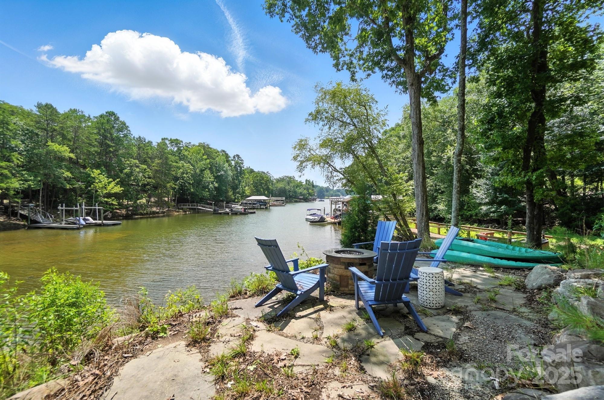 Tega Cay - Residential