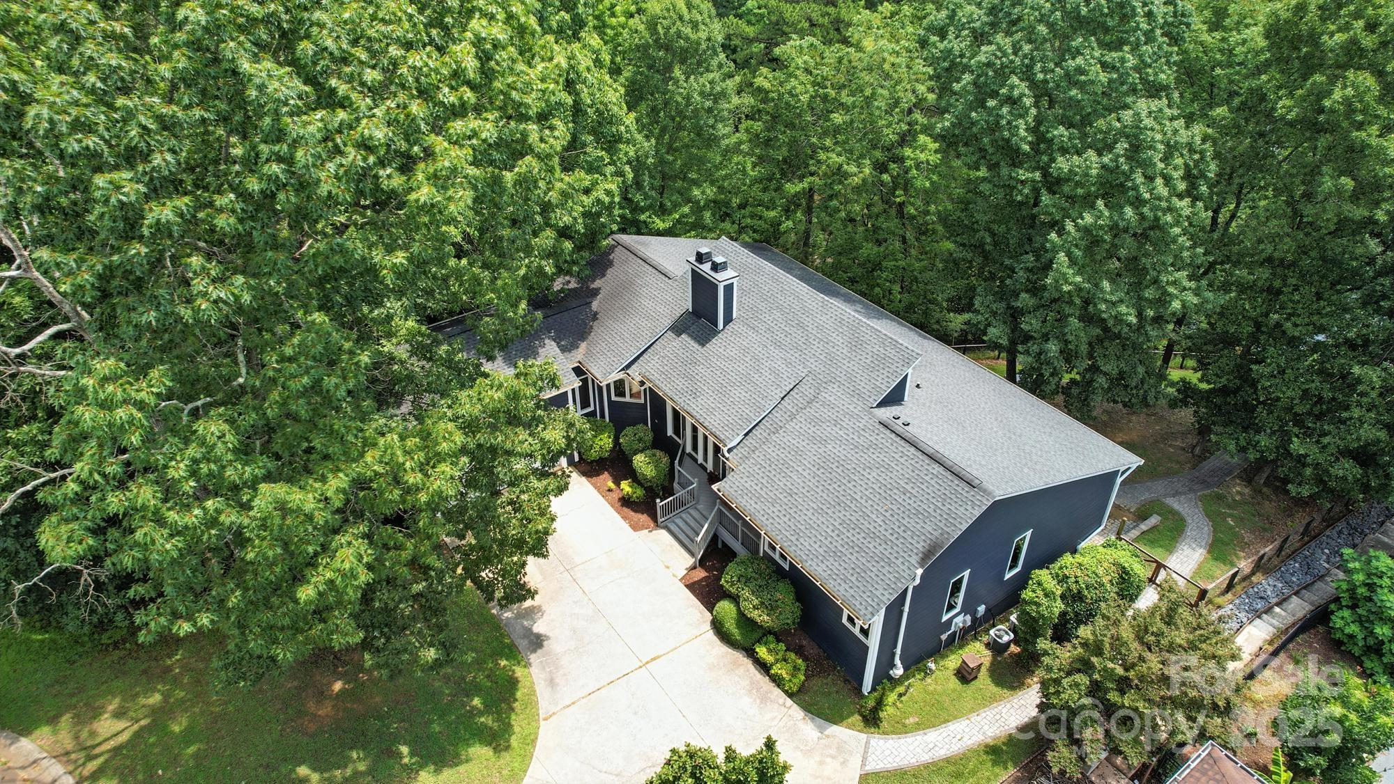 16101 Heron Run Drive