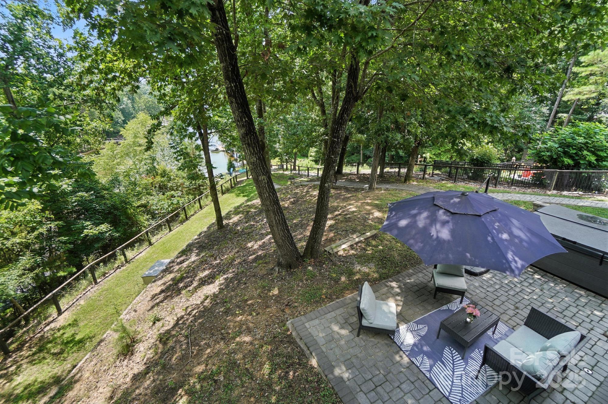 Tega Cay - Residential