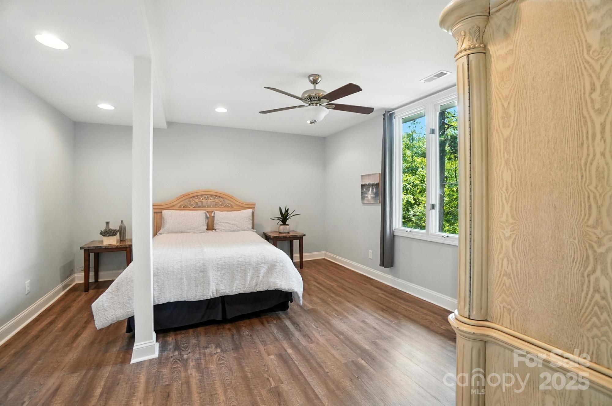 Tega Cay - Residential