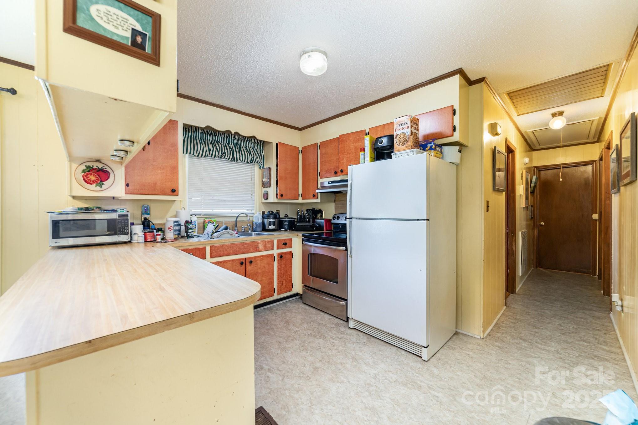 Meadowbrook Acres - Residential